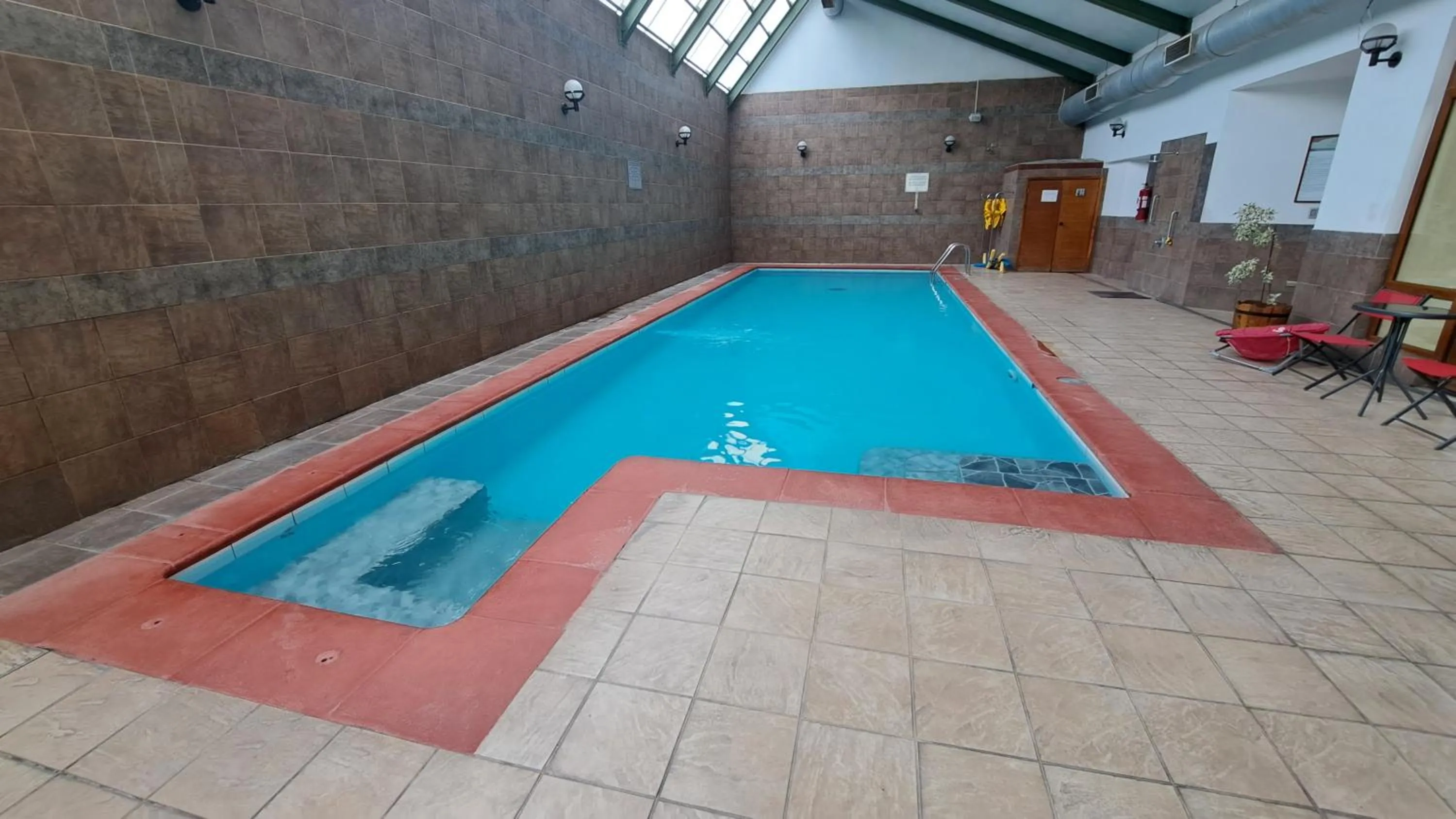 Swimming pool in Hotel Diego de Almagro Punta Arenas