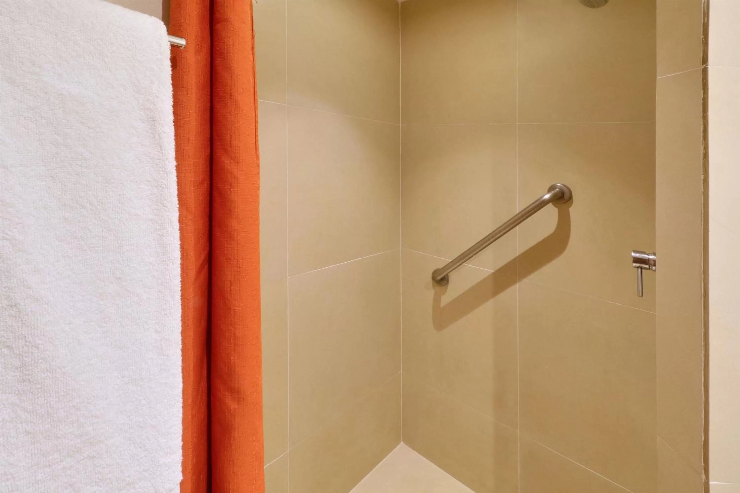 Bathroom in City Express Junior by Marriott Tijuana Otay