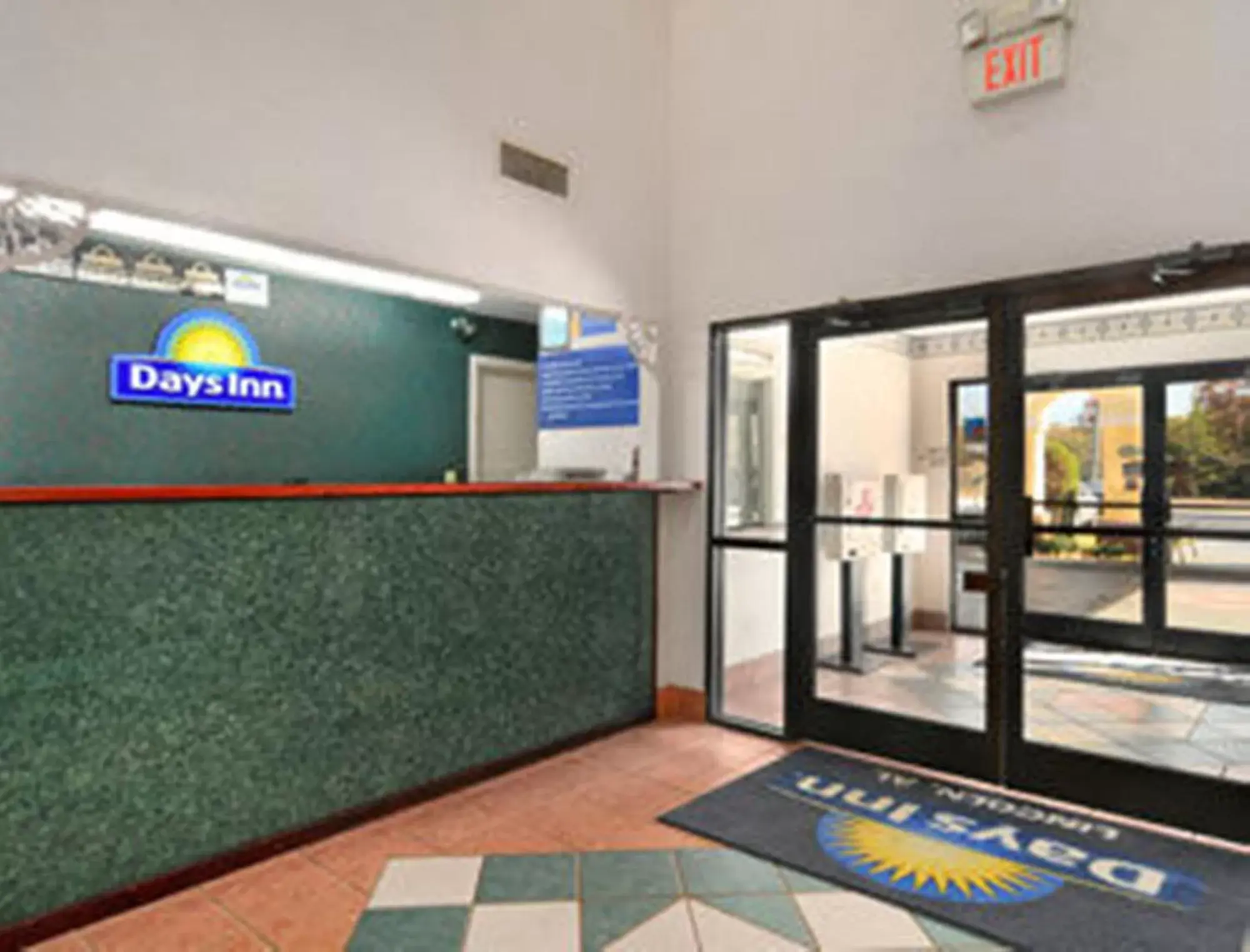 Lobby or reception, Lobby/Reception in Days Inn by Wyndham Lincoln