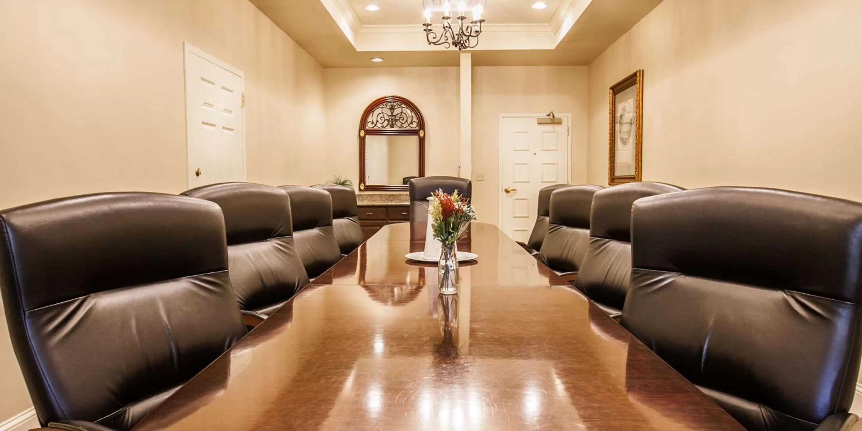 Meeting/conference room in Hampton Inn & Suites Savannah Historic District