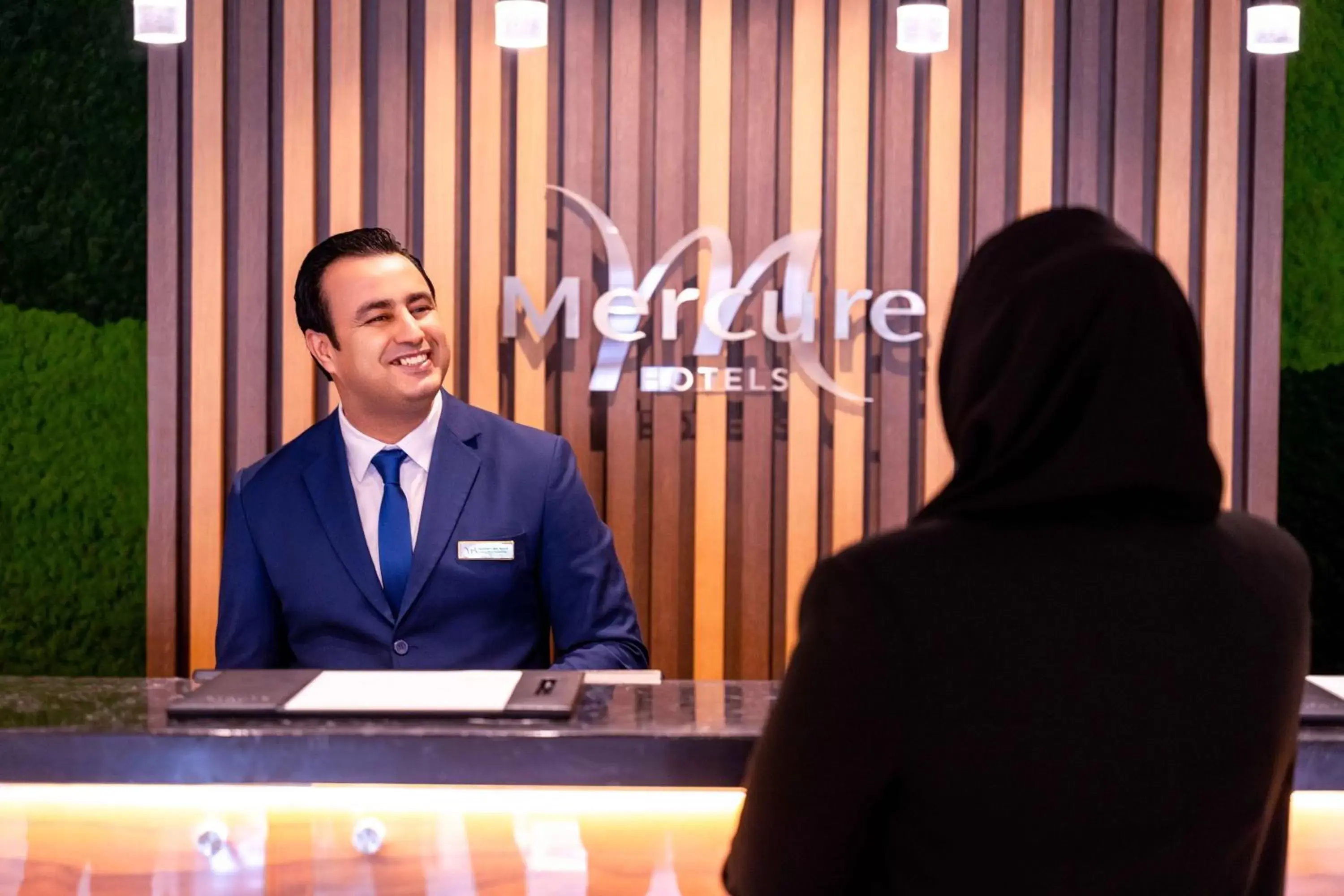 Lobby or reception in Mercure Dubai Barsha Heights Hotel Suites