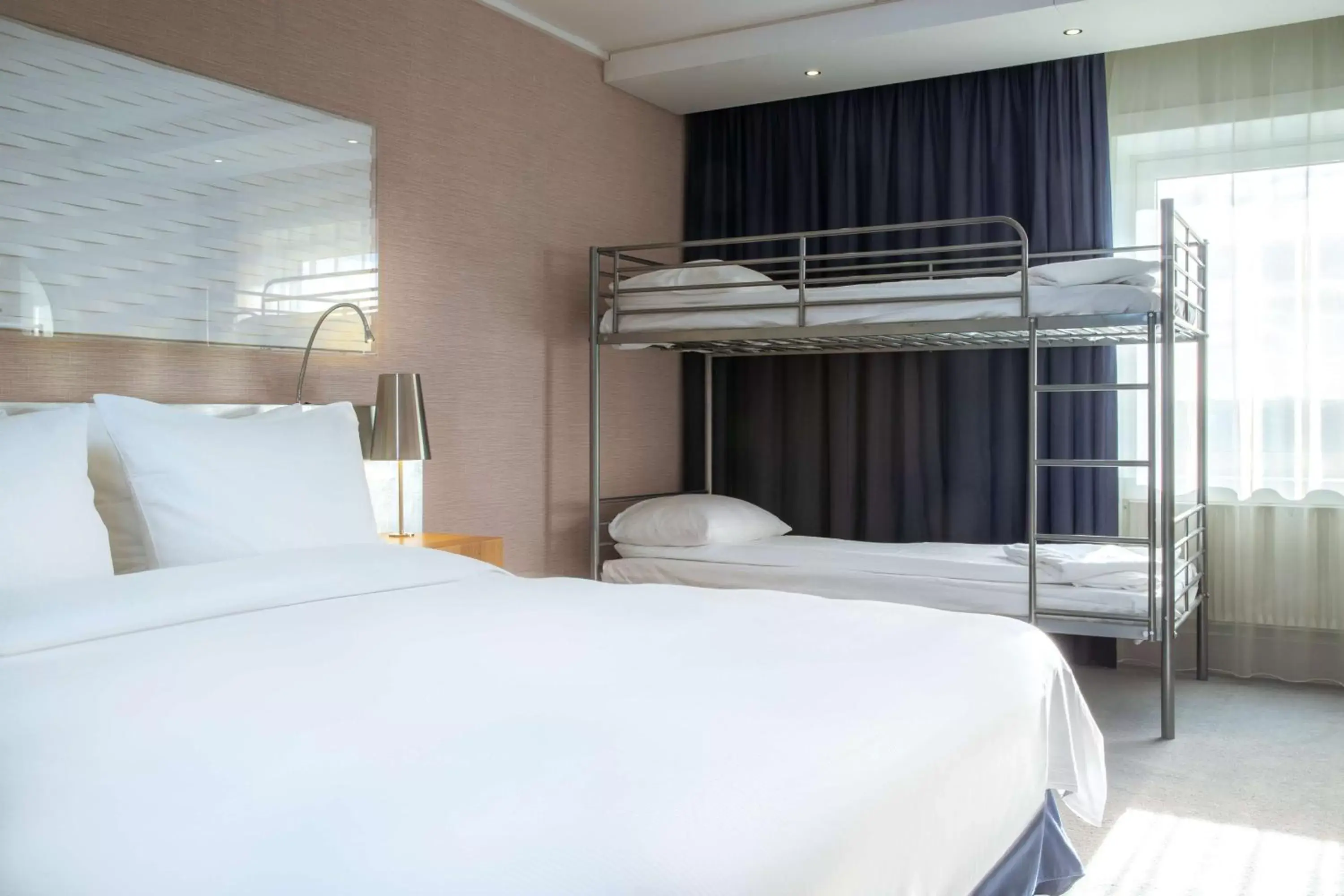 Bedroom, Bunk Bed in Radisson Blu Scandinavia Hotel Aarhus