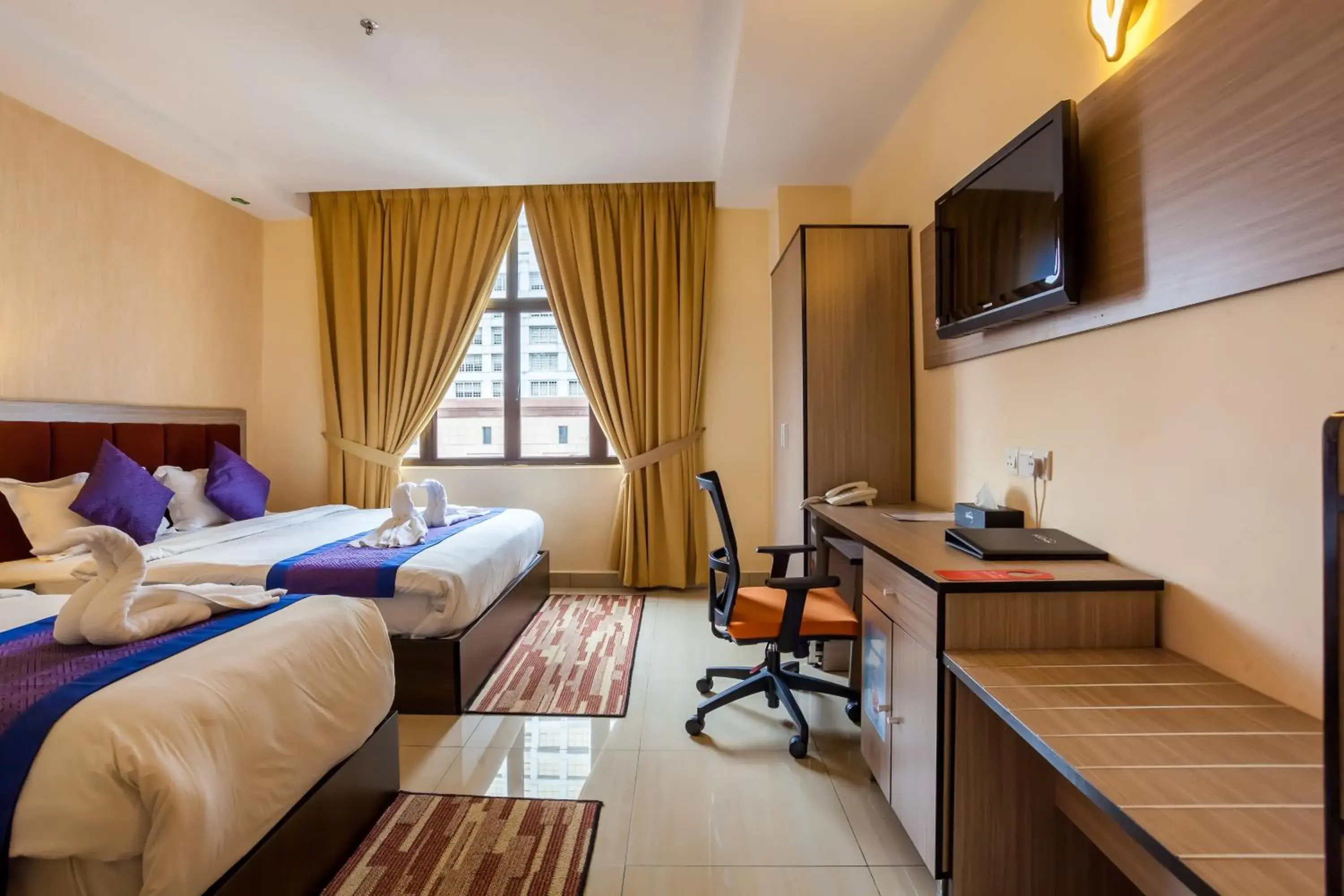 Executive Family Room in Dolphin Hotel, Chow Kit Kuala Lumpur Executive Family Room in Dolphin Hotel, Chow Kit Kuala Lumpur