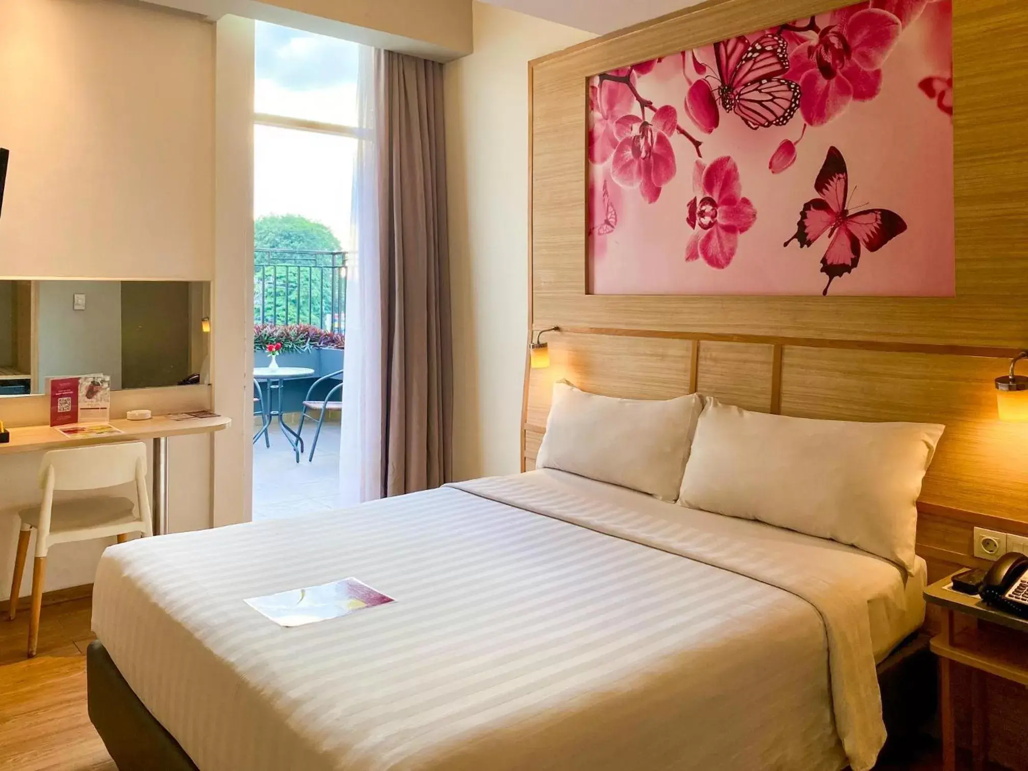 Bedroom, Bed in Fave Plus Hotel Palembang Bedroom, Bed in Fave Plus Hotel Palembang