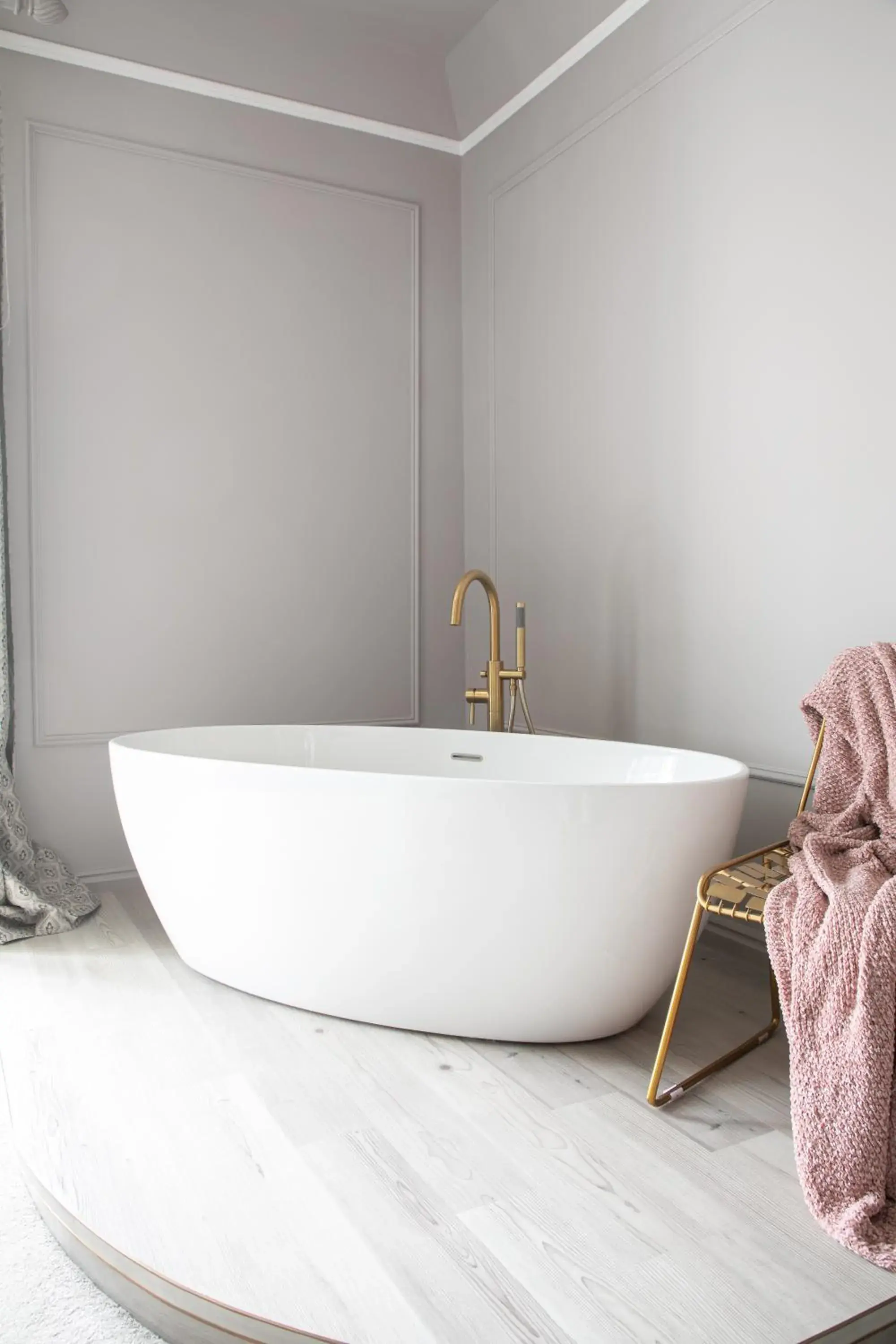 Bathroom in Welbeck Manor and Golf