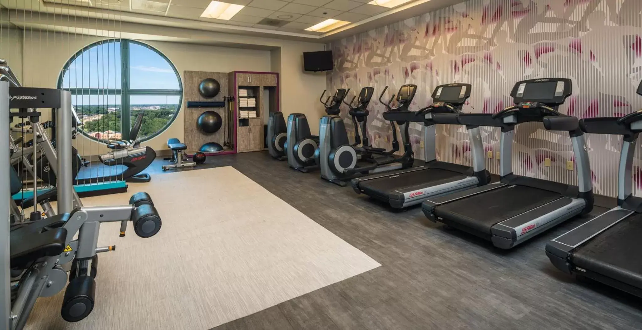 Fitness centre/facilities, Fitness Center/Facilities in Crowne Plaza Springfield Convention Center, an IHG Hotel