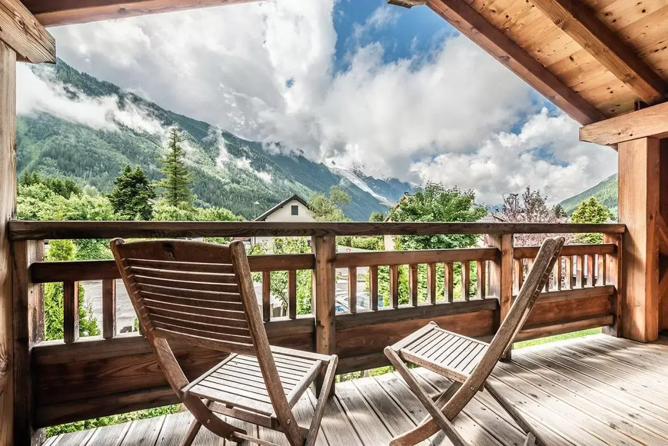 Balcony/Terrace in Eden Hotel, Apartments and Chalet Chamonix Les Praz