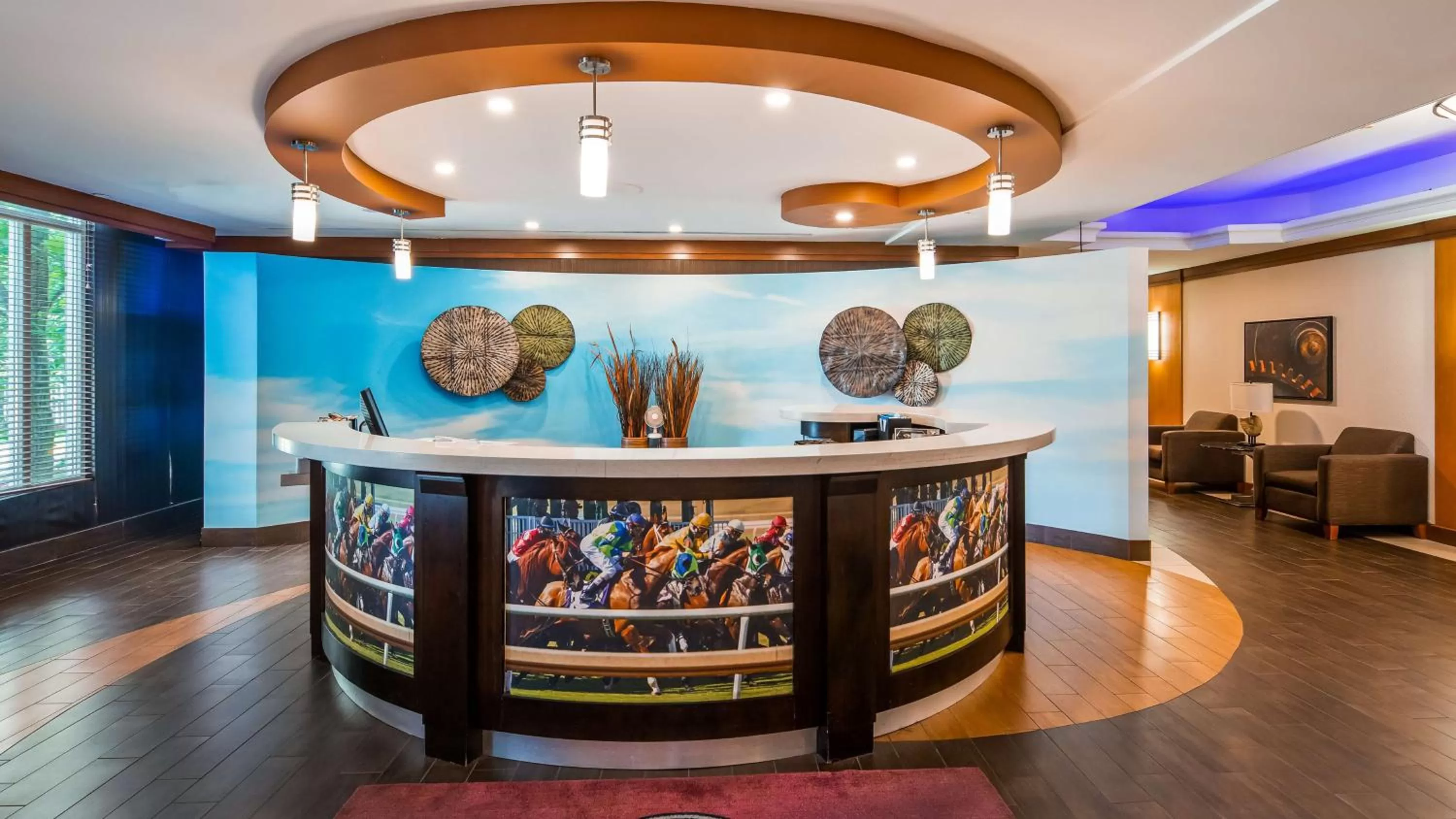 Lobby or reception in Best Western Premier Toronto Airport Carlingview Hotel