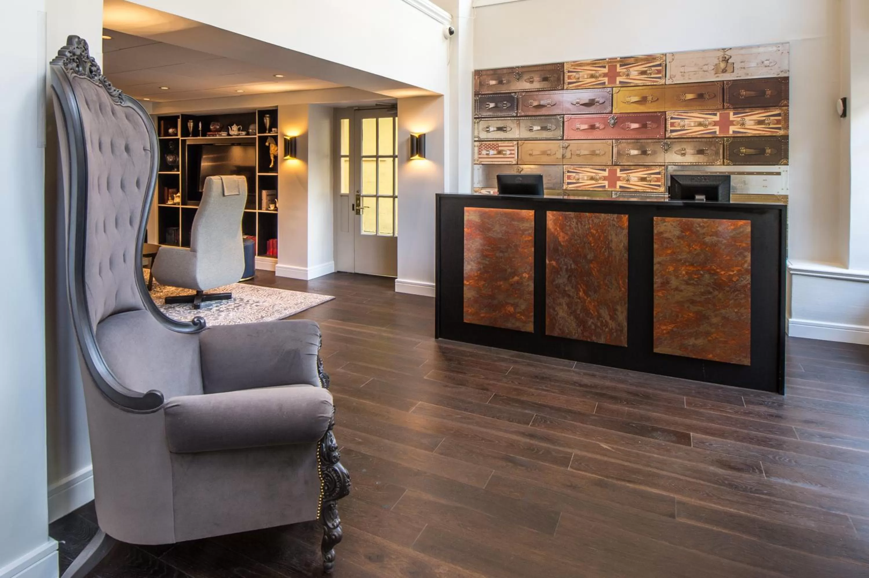 Lobby or reception in King George