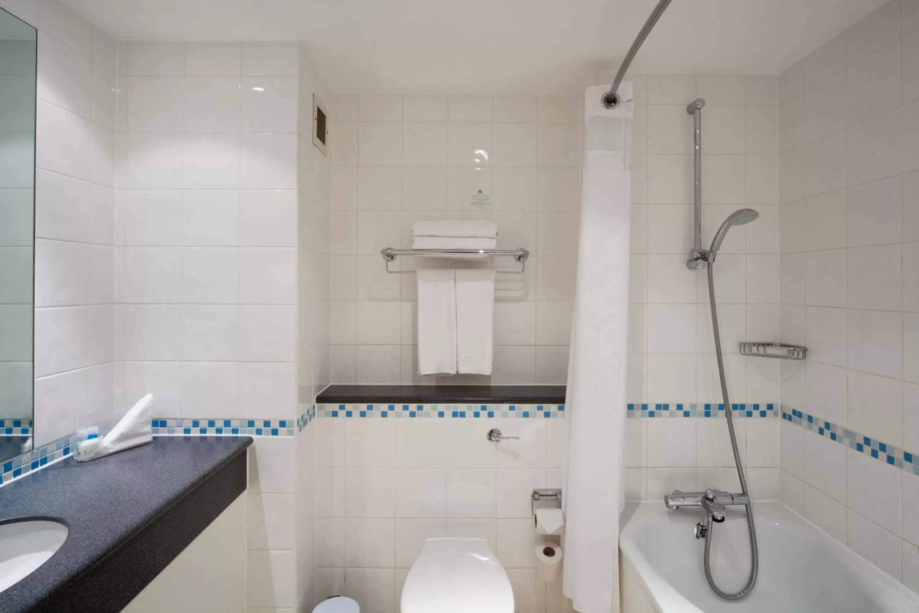 Shower, Bathroom in Holiday Inn Maidstone-Sevenoaks, an IHG Hotel