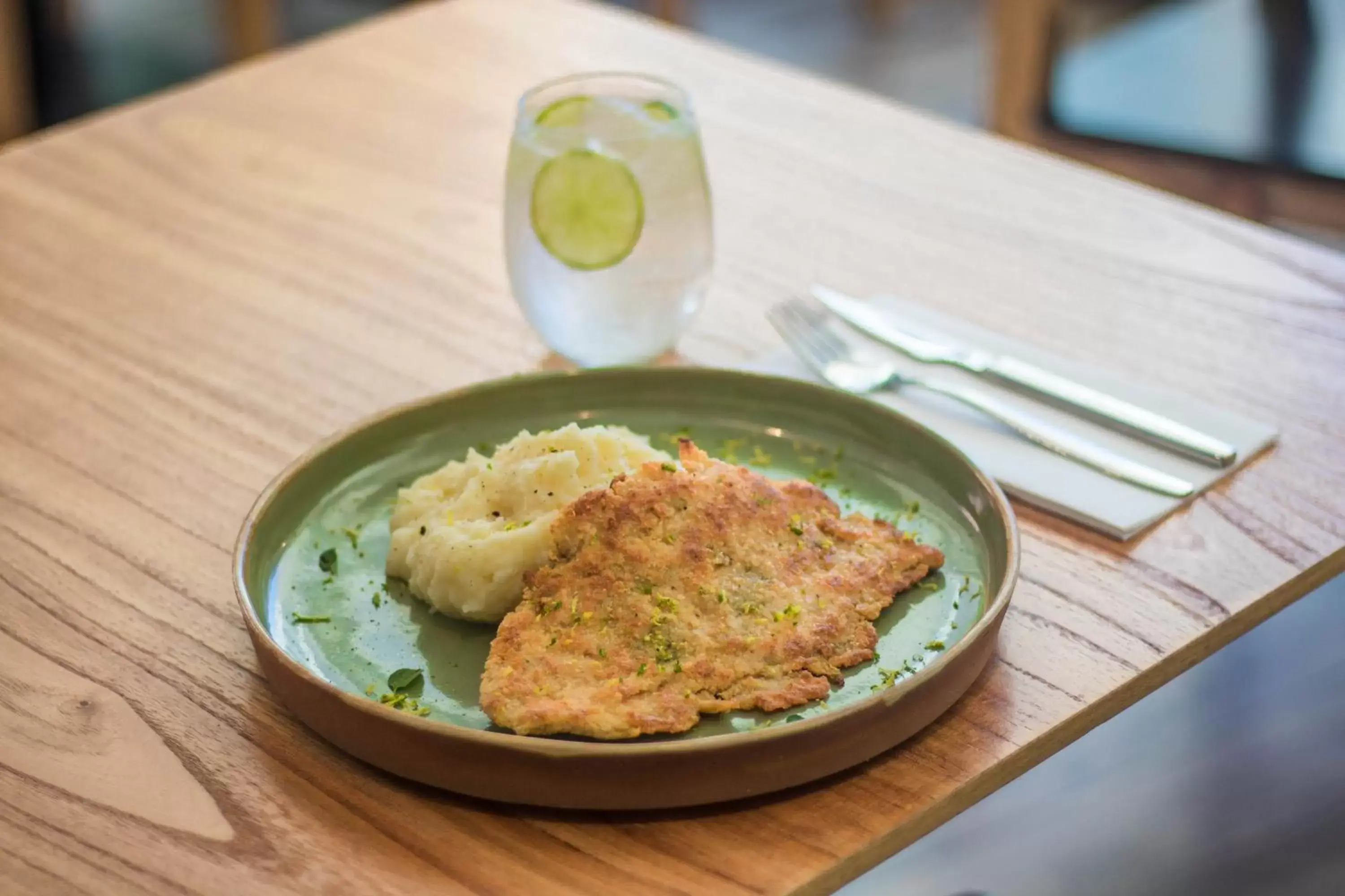 Restaurant/places to eat in Dazzler by Wyndham Polo Restaurant/places to eat in Dazzler by Wyndham Polo