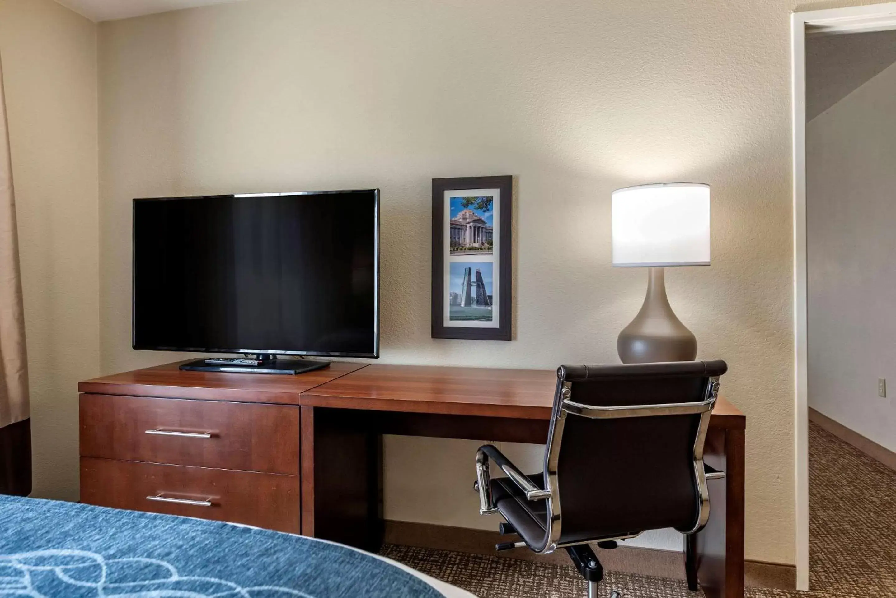 Photo of the whole room, TV/Entertainment Center in Comfort Inn & Suites Pueblo