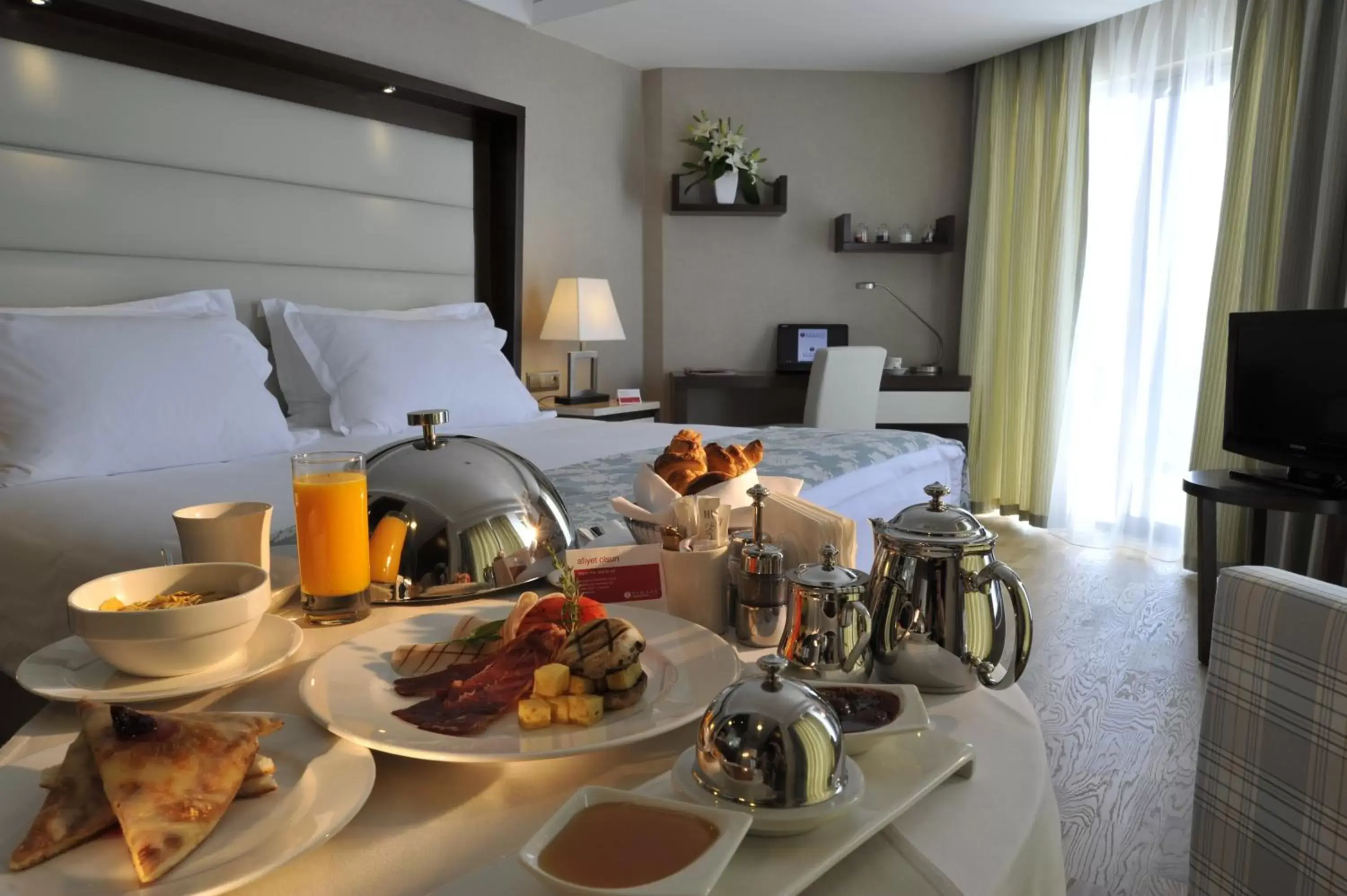 room service in Ramada Plaza Antalya