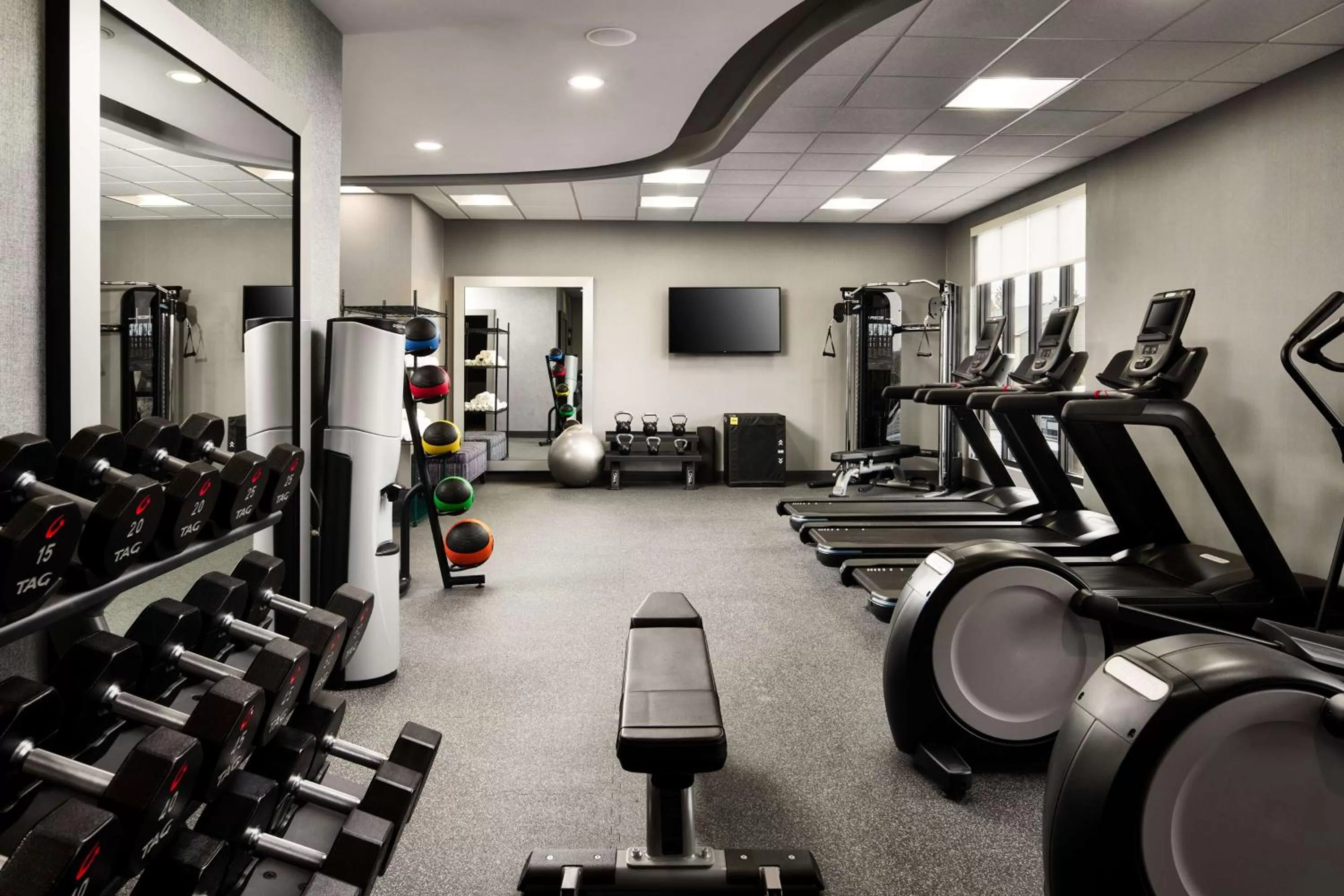 Fitness centre/facilities in Home2 Suites By Hilton Bend, Or