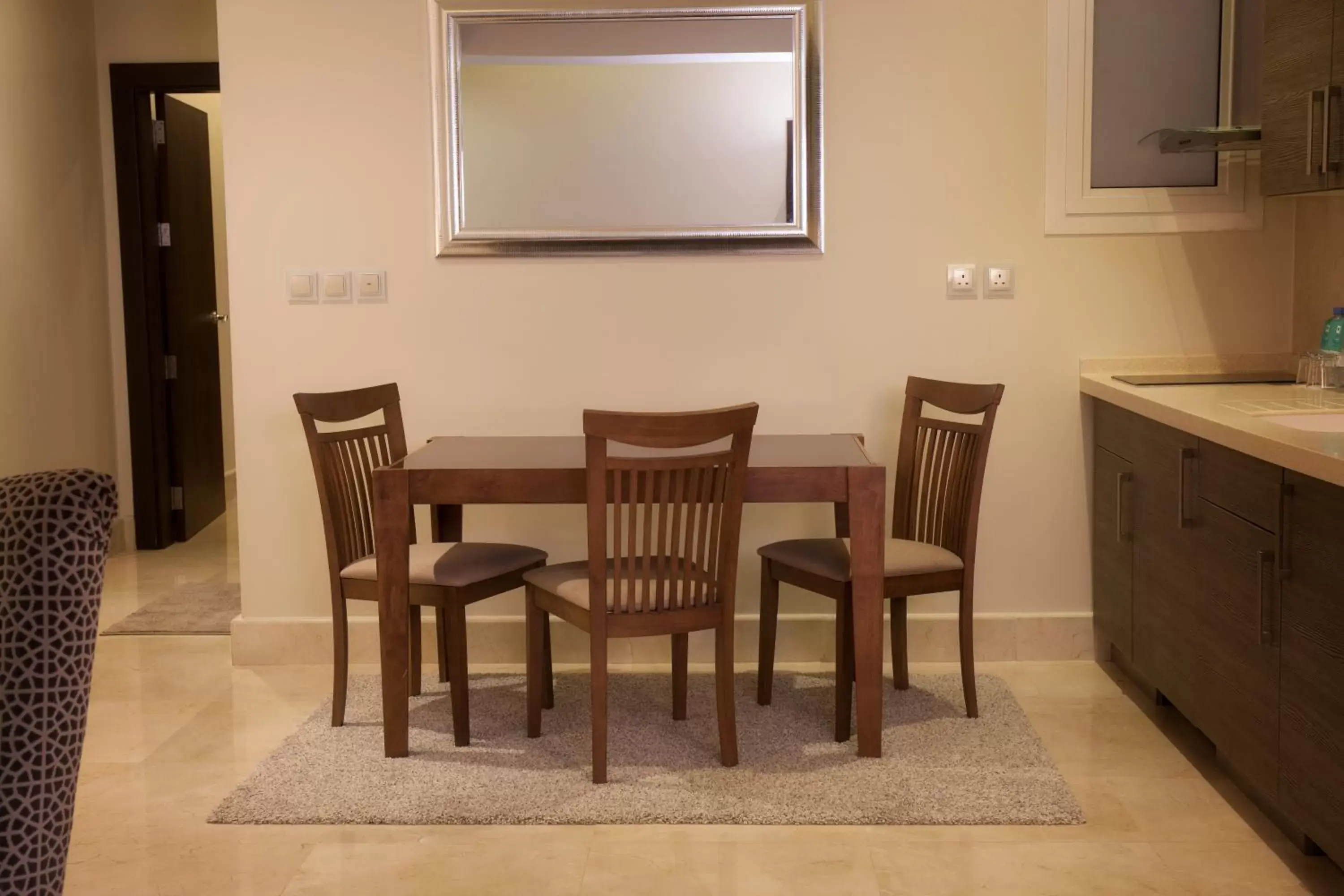 Dining Area in Aswar Hotel Suites Riyadh