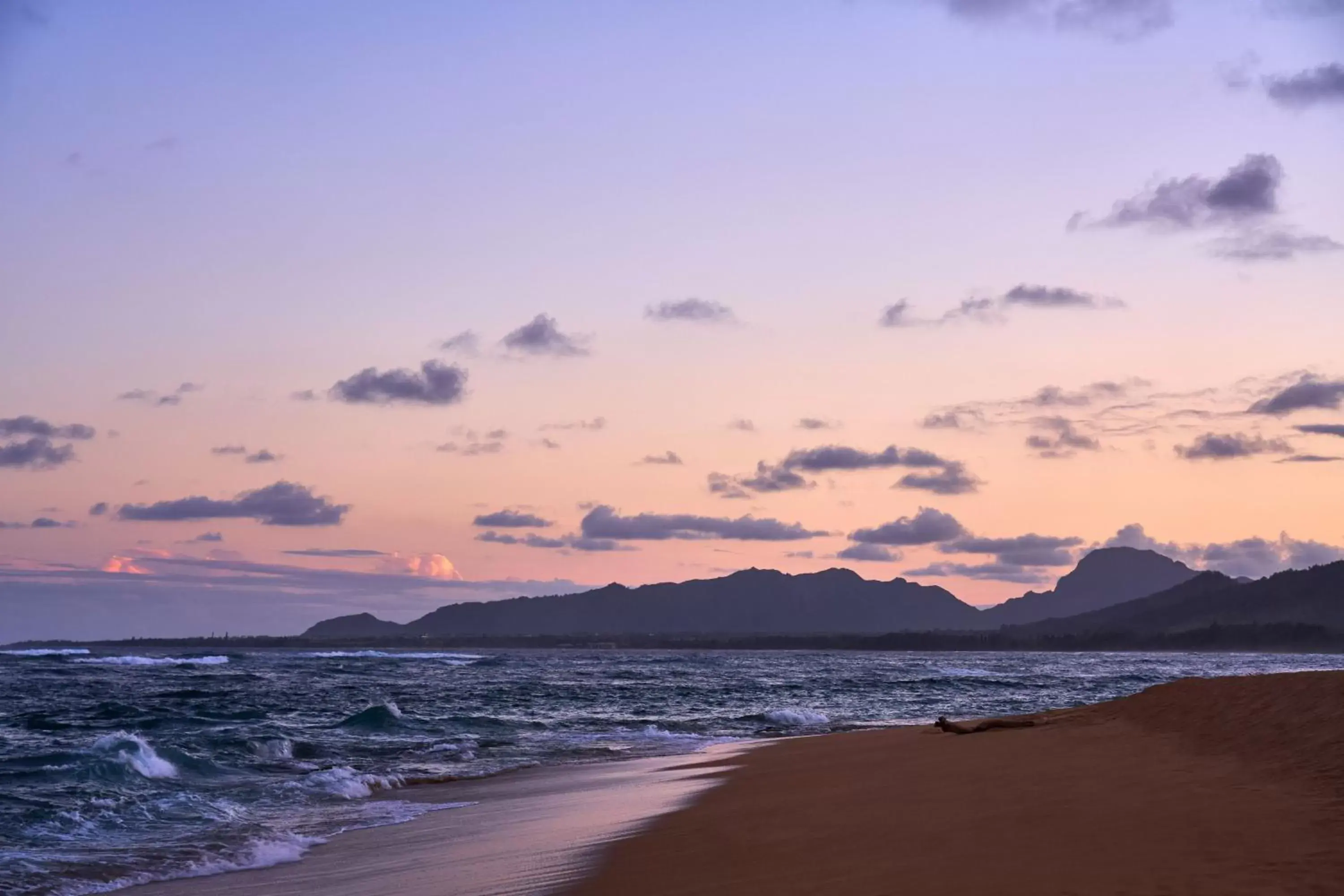 Property building in Sheraton Kauai Coconut Beach Resort