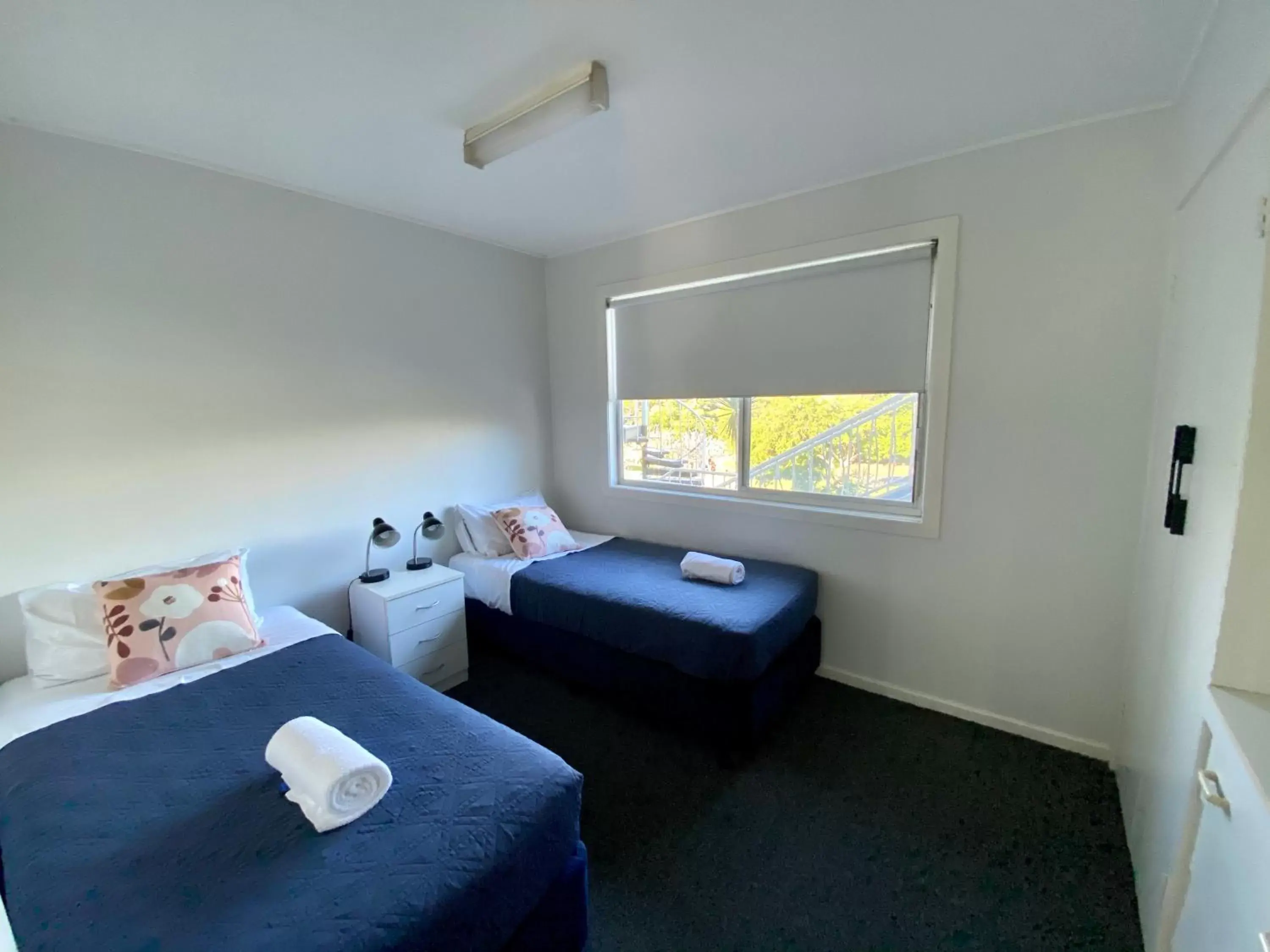 Bedroom, Bed in Leisure-Lee Holiday Apartments