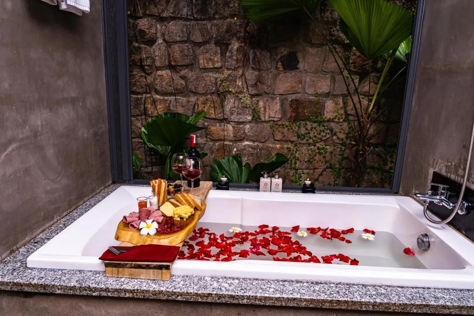 Bathroom in Lahana Resort Phu Quoc & Spa