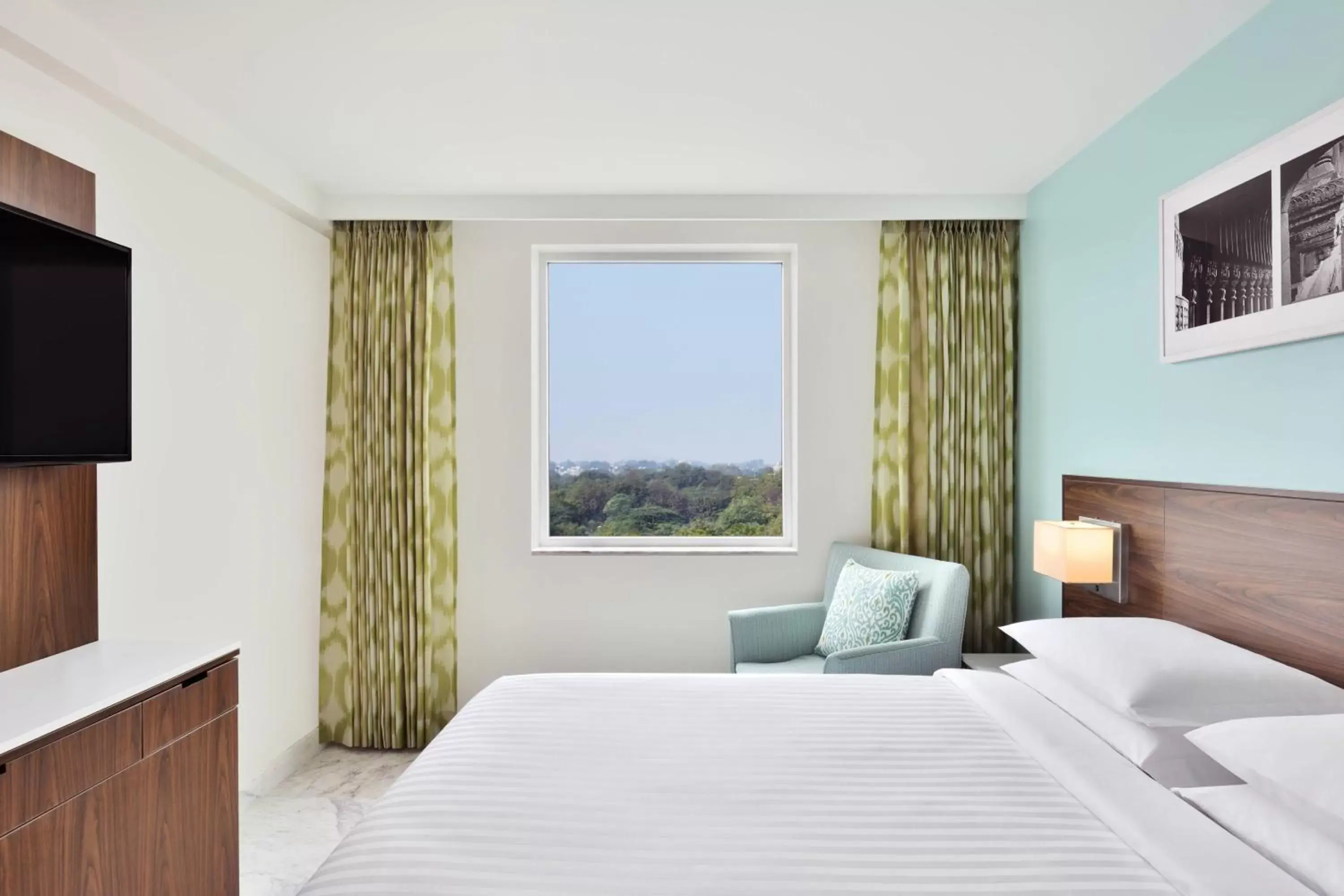 Bedroom in Fairfield by Marriott Pune Kharadi