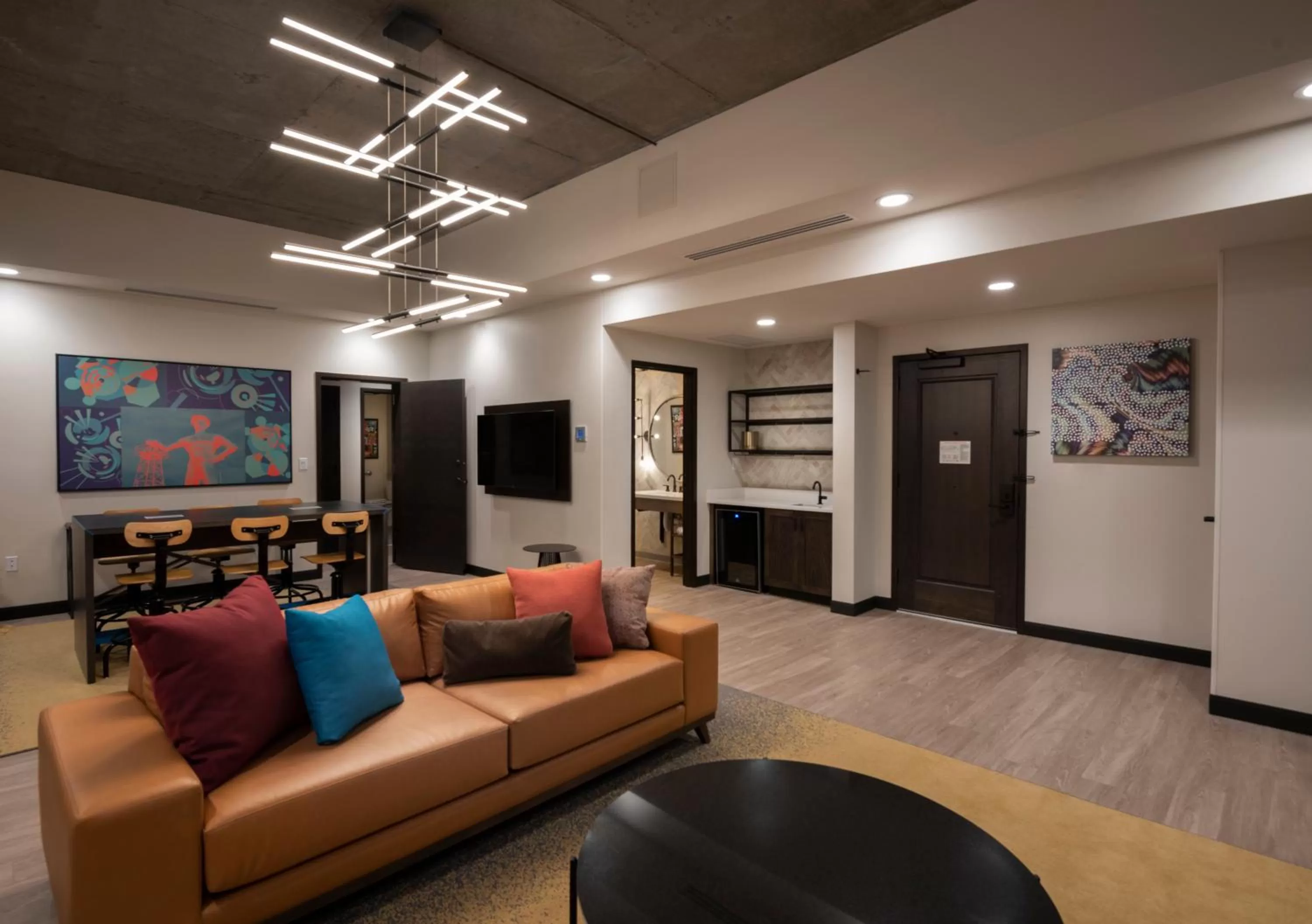 Photo of the whole room in Hotel Indigo Tulsa DWTN/Entertainment Area