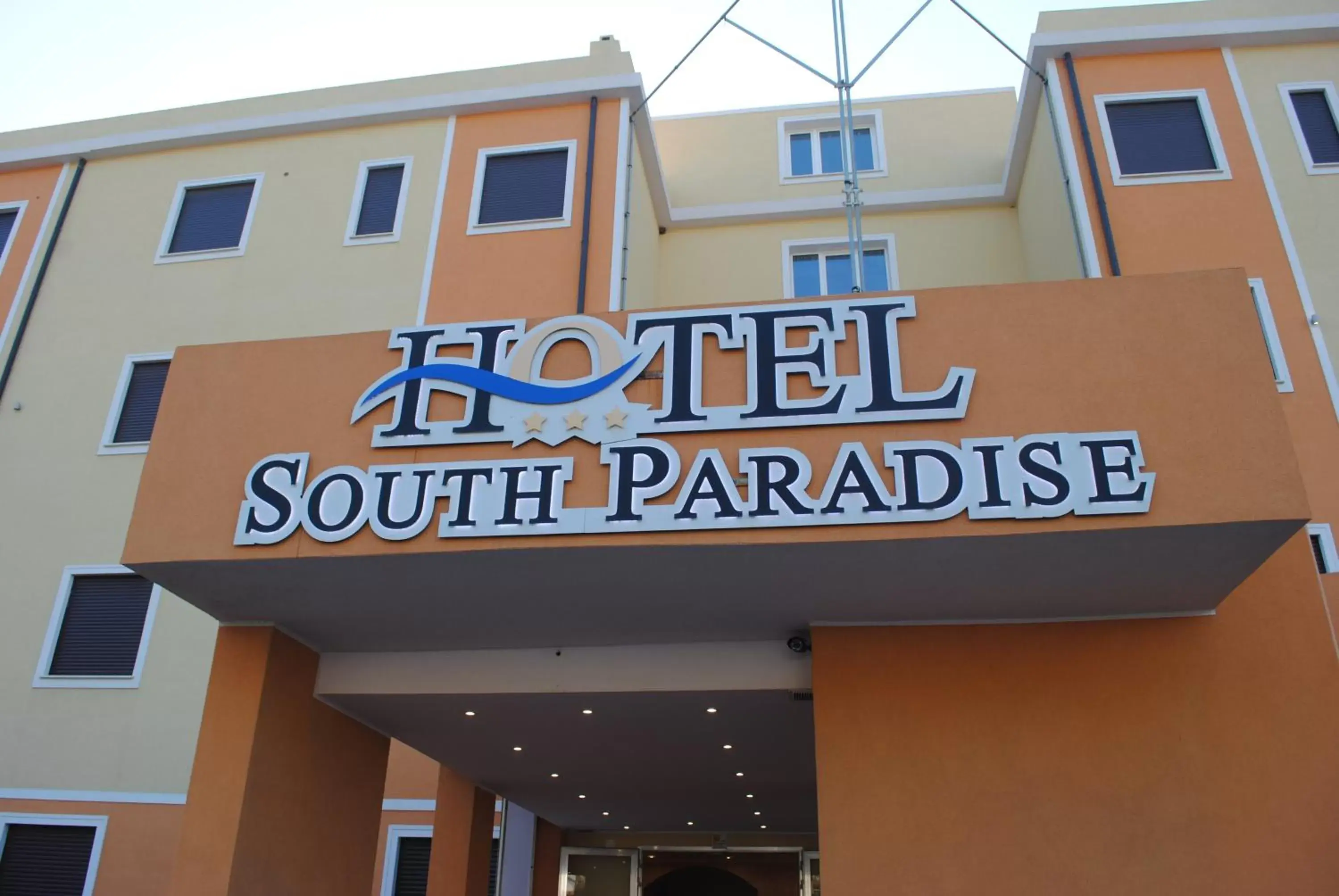 Facade/entrance in Hotel South Paradise