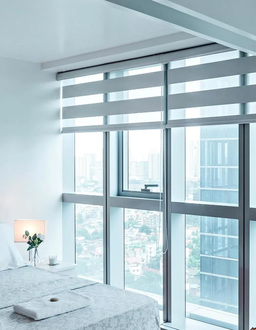 Bed in 1BR Suite in Uptown BGC