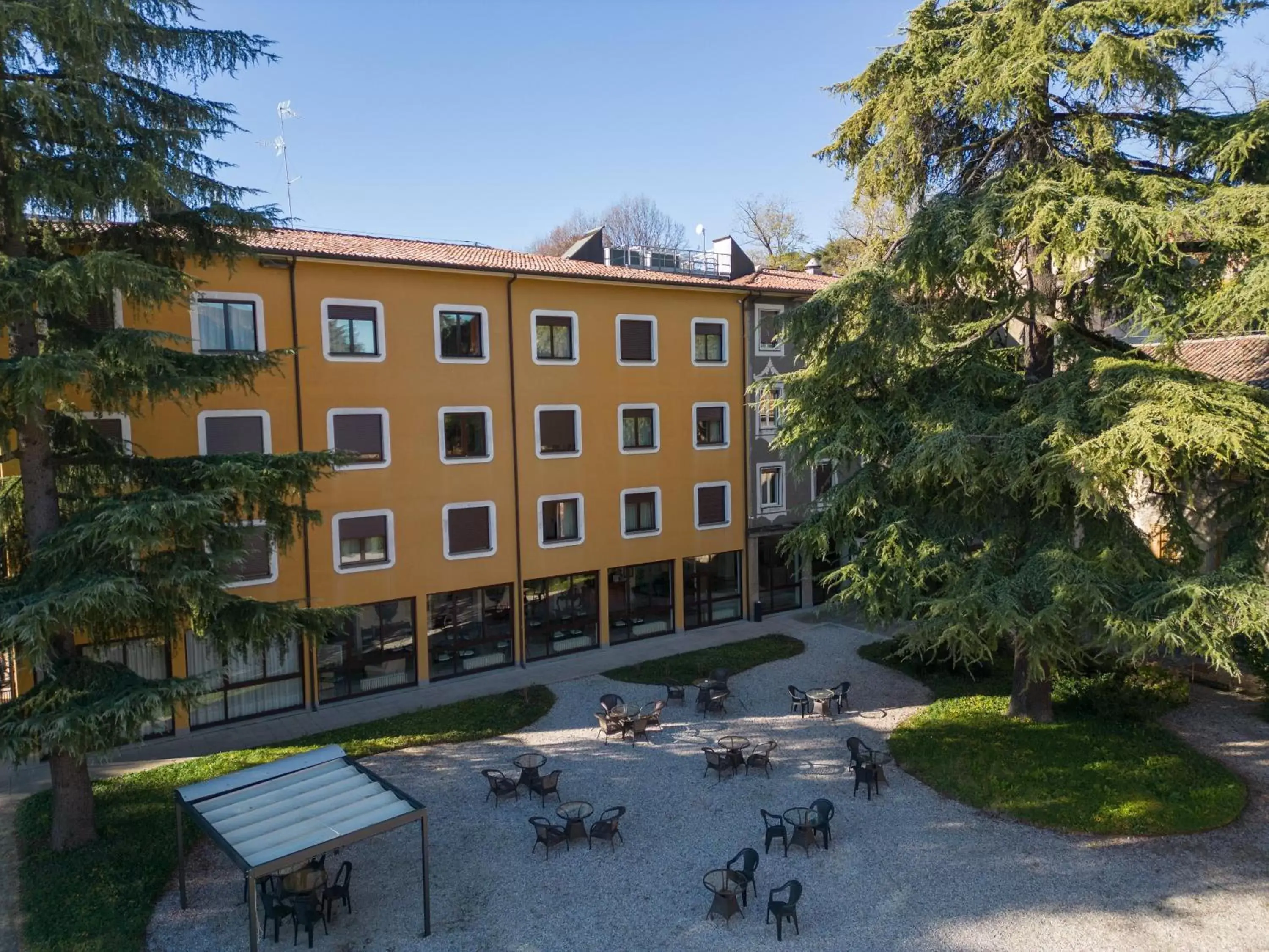 Property Building in Hotel San Pancrazio