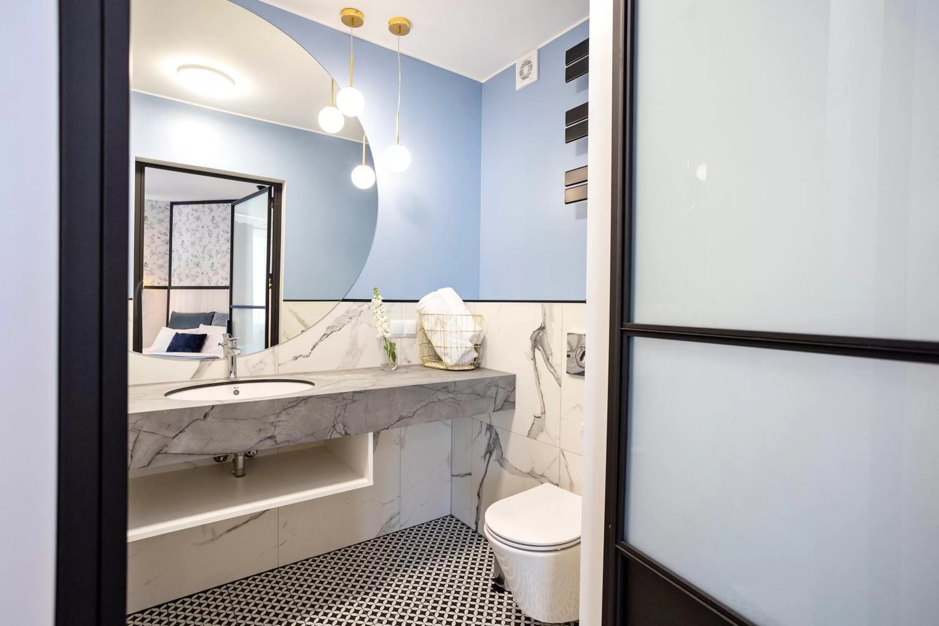 Shower in Szuflada Rooms