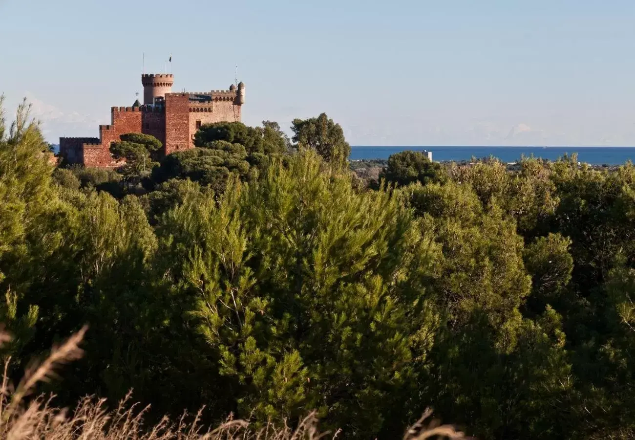 Nearby landmark in Ciudad de Castelldefels
