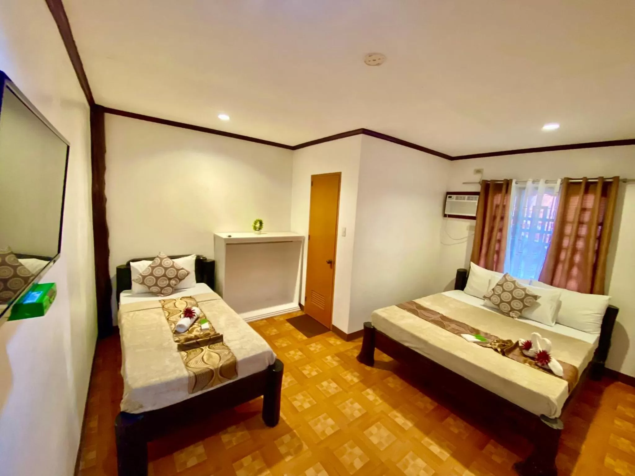 Bedroom, Bed in Sophias Beach Guest House