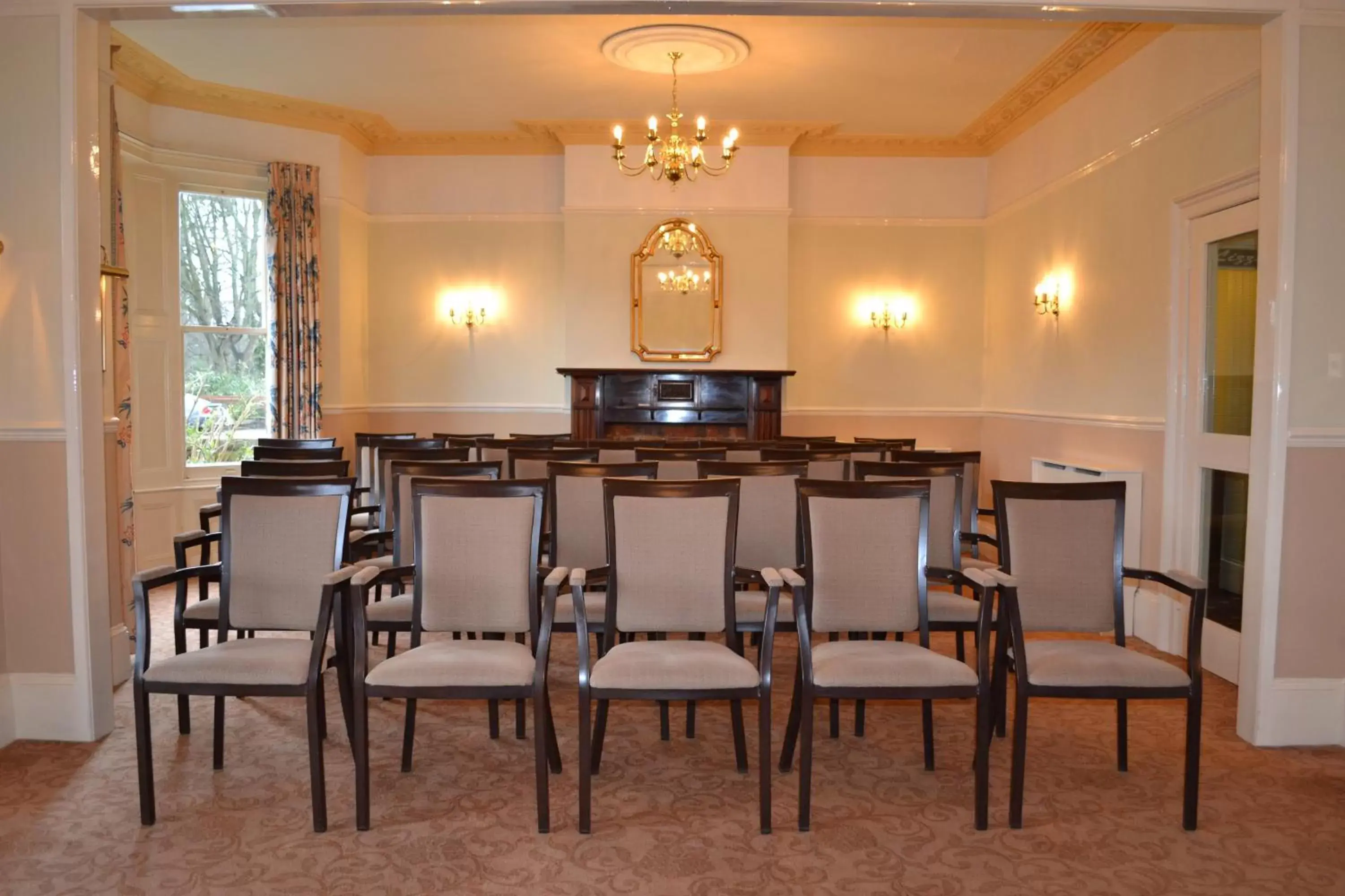 Banquet/Function facilities in The Elizabeth House Hotel