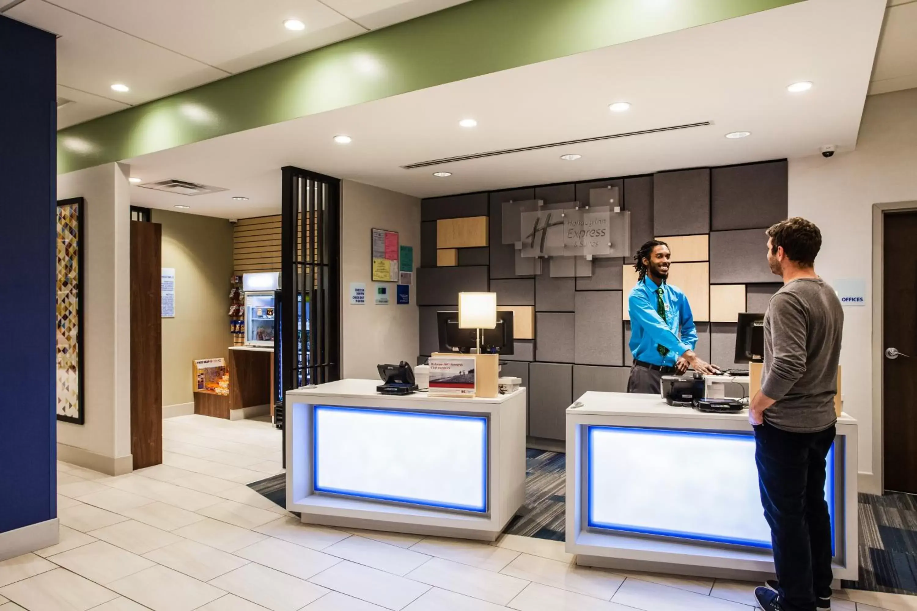 Property building, Lobby/Reception in Holiday Inn Express & Suites Lexington Park California, an IHG Hotel