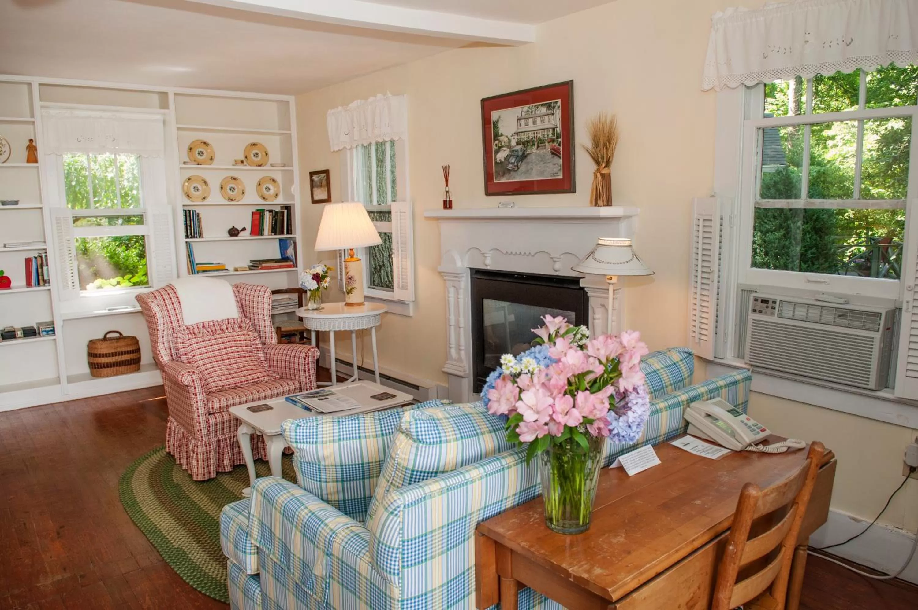 Seating Area in Orchard Inn