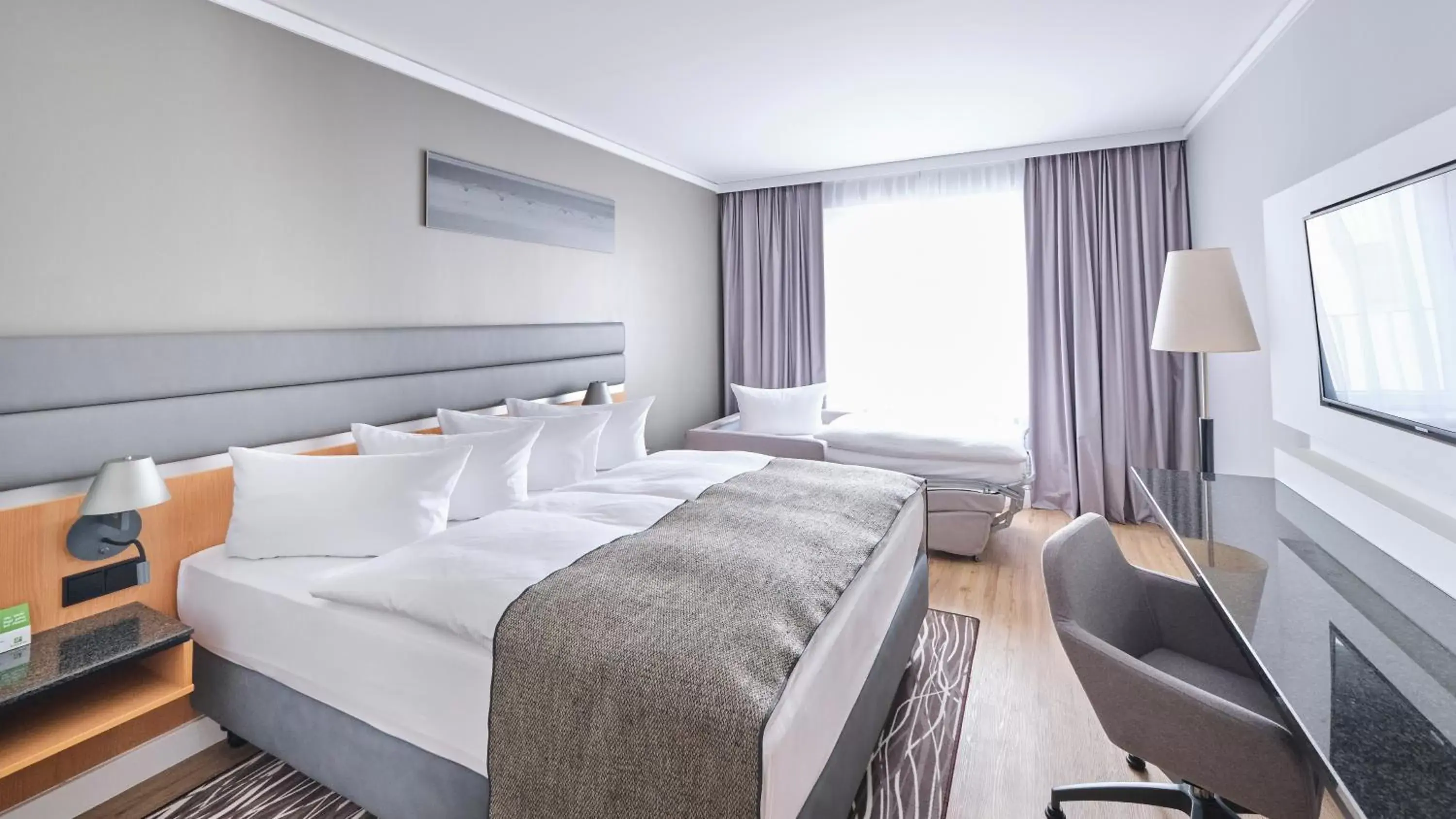 Photo of the whole room, Bed in Holiday Inn Berlin Airport - Conference Centre, an IHG Hotel