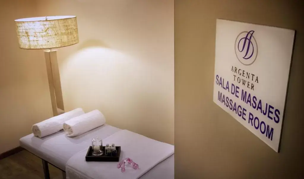 Massage in Argenta Tower Hotel & Suites