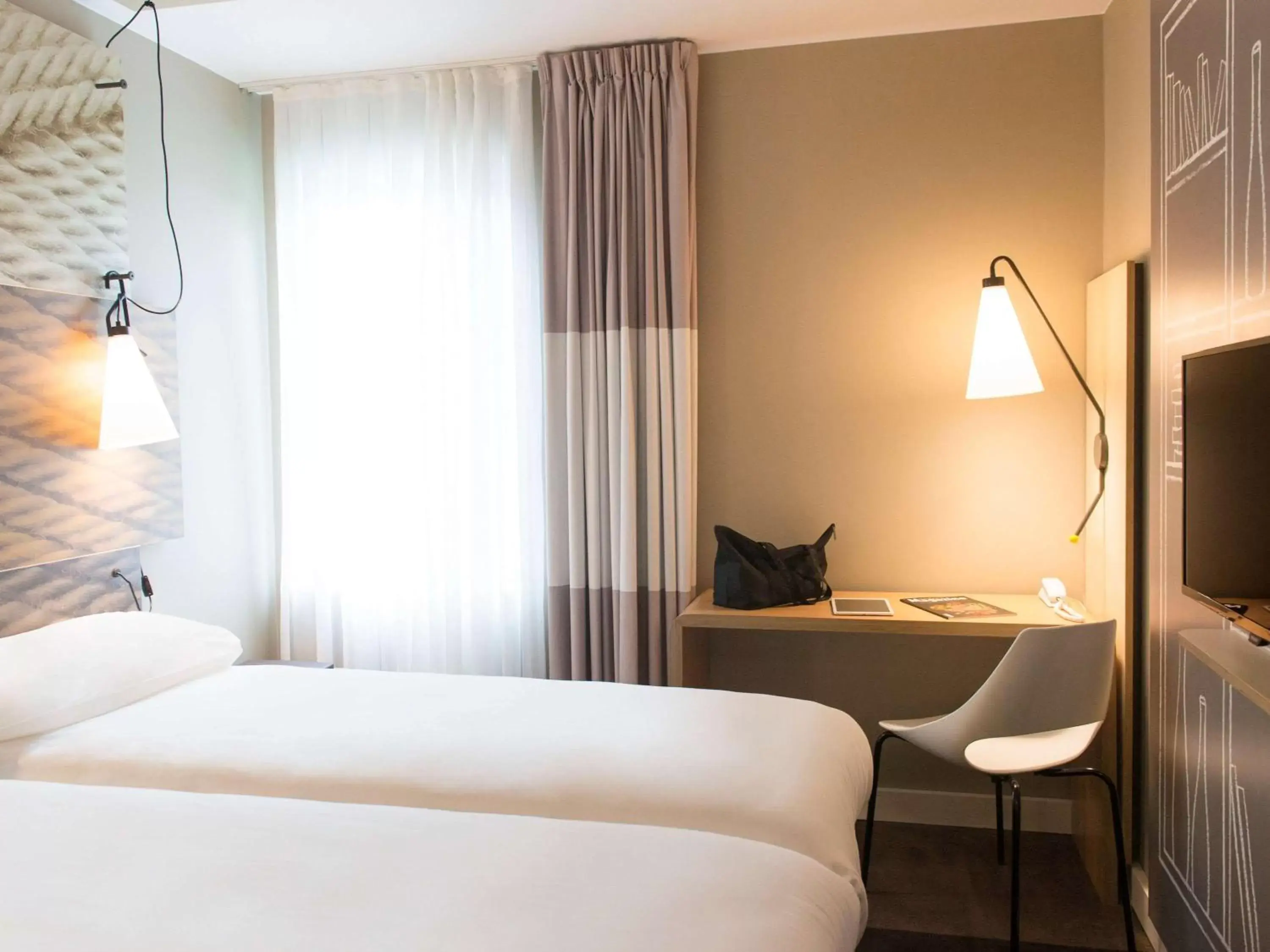 Photo of the whole room, Bed in Ibis Wavre Brussels East