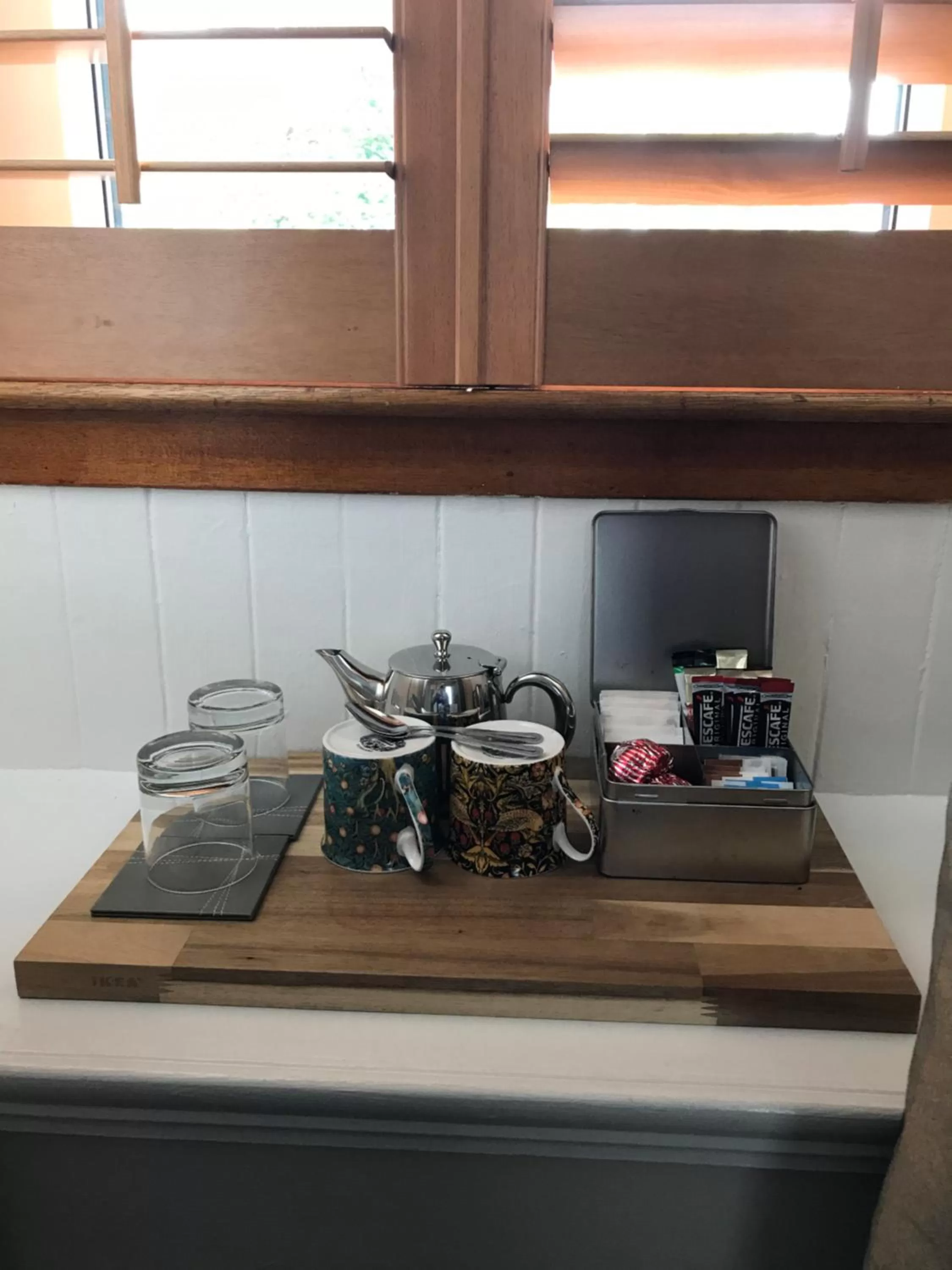 Coffee/tea facilities in Ravenswood Guest House