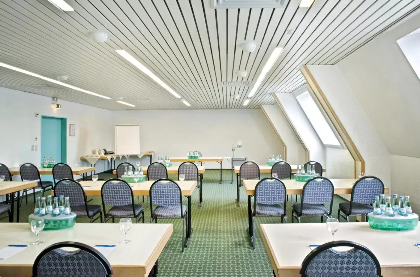 Meeting/conference room, Restaurant/Places to Eat in Good Morning Gelsenkirchen City