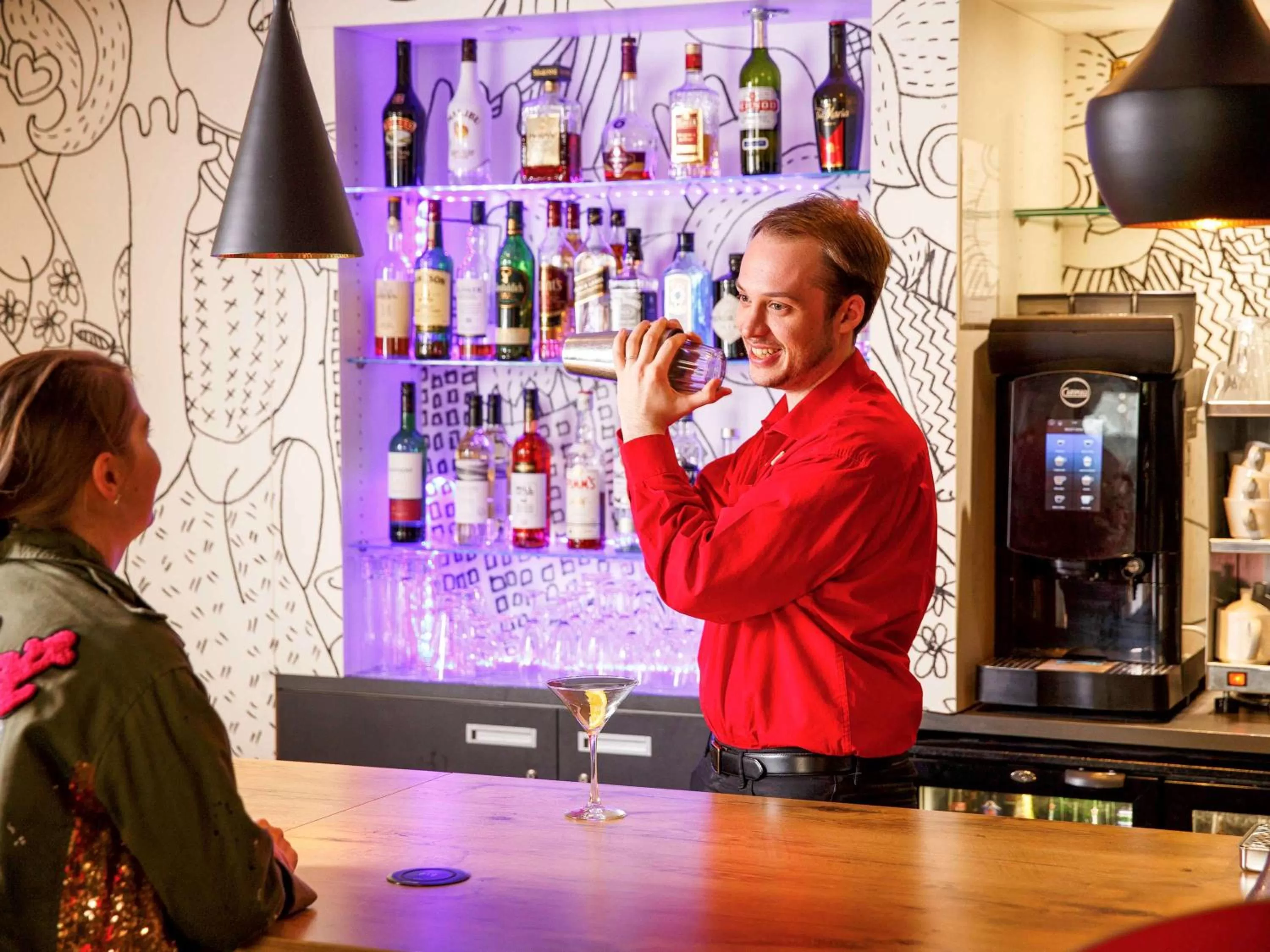 Restaurant/places to eat in ibis London Greenwich