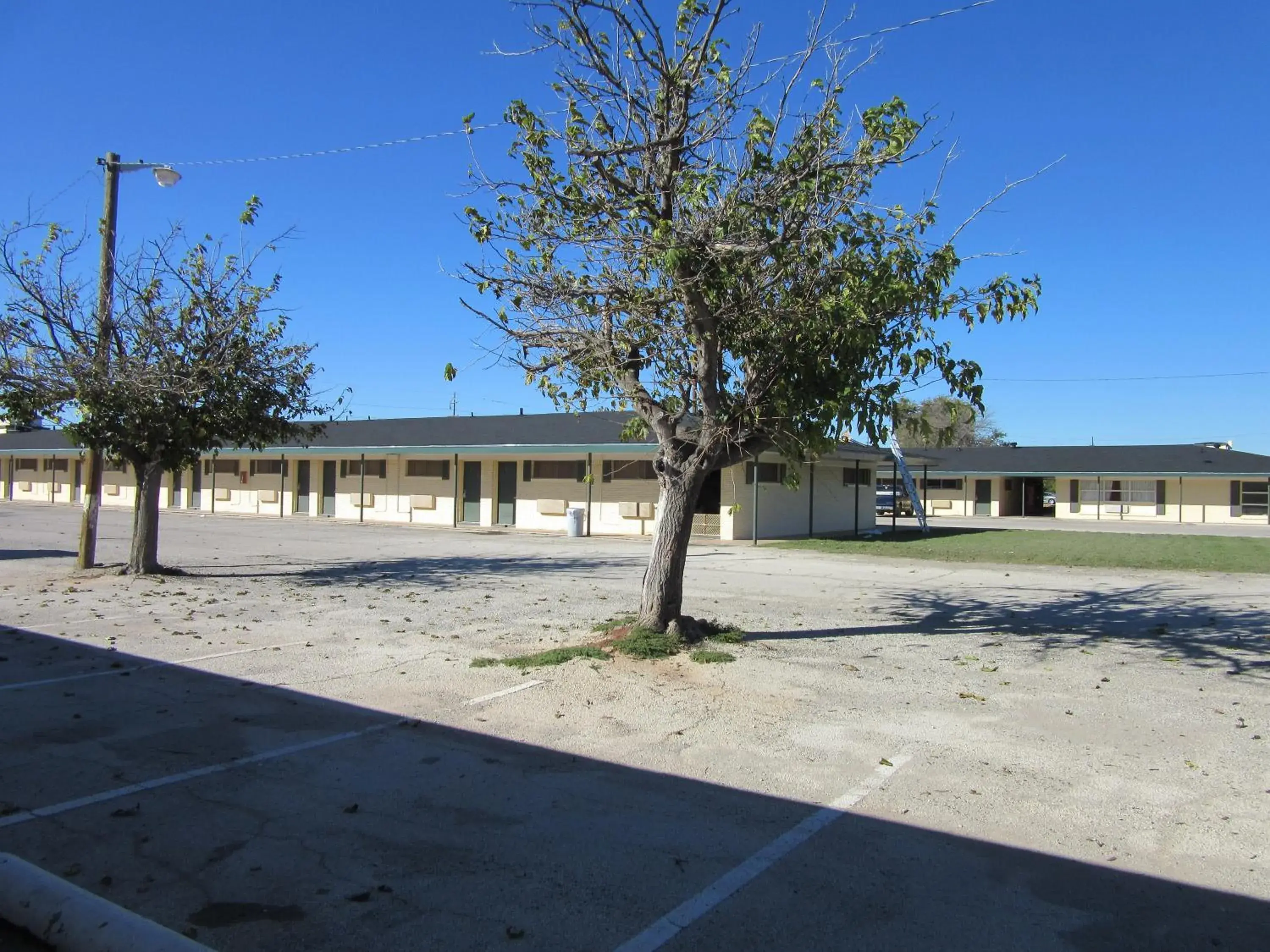 Property Building in Royal Inn Abilene