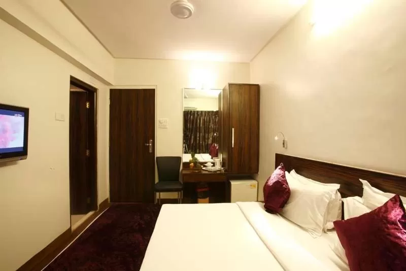 Photo of the whole room, Bed in Hotel Plaza