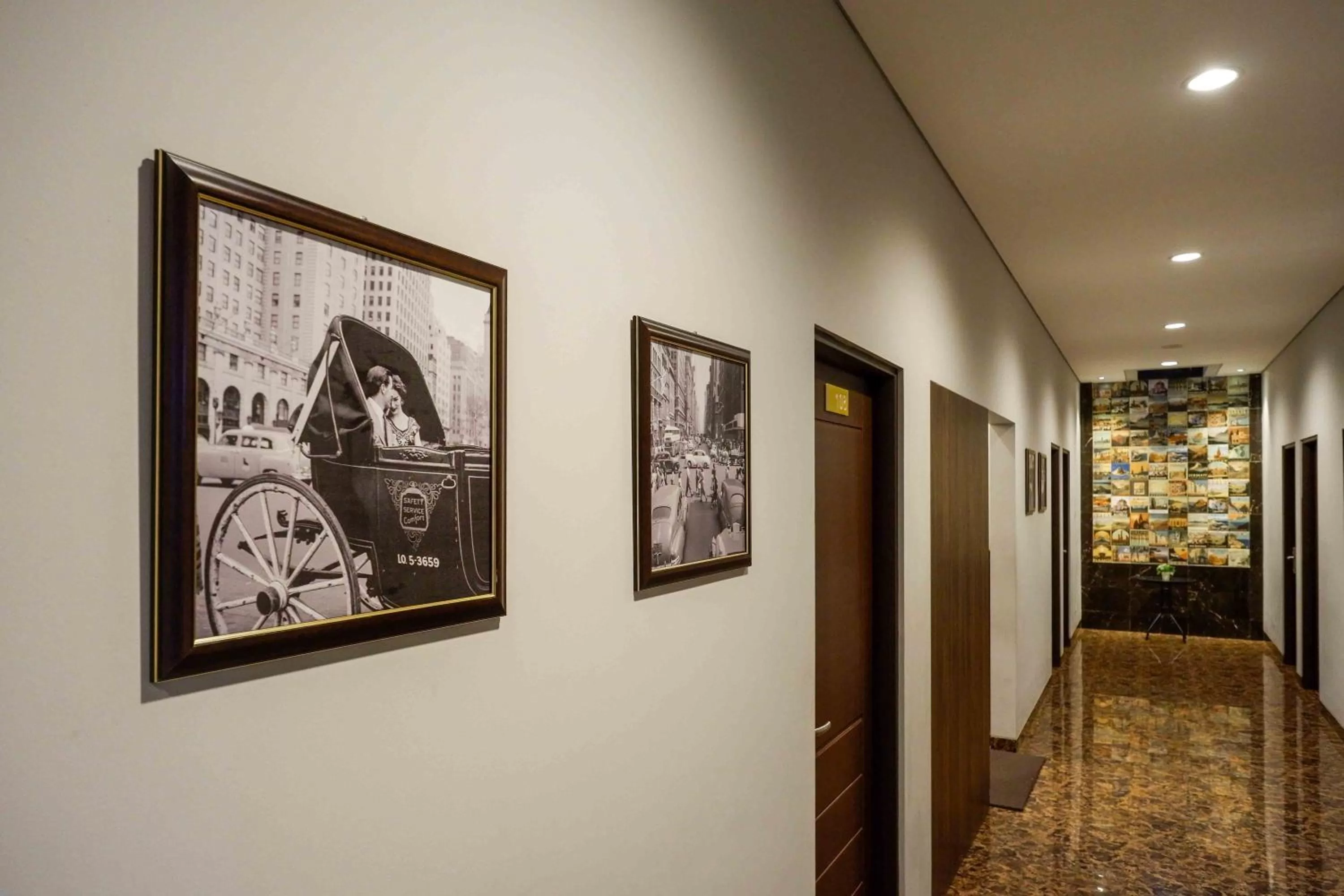 Property building in Sans Hotel Empress Simpang Lima