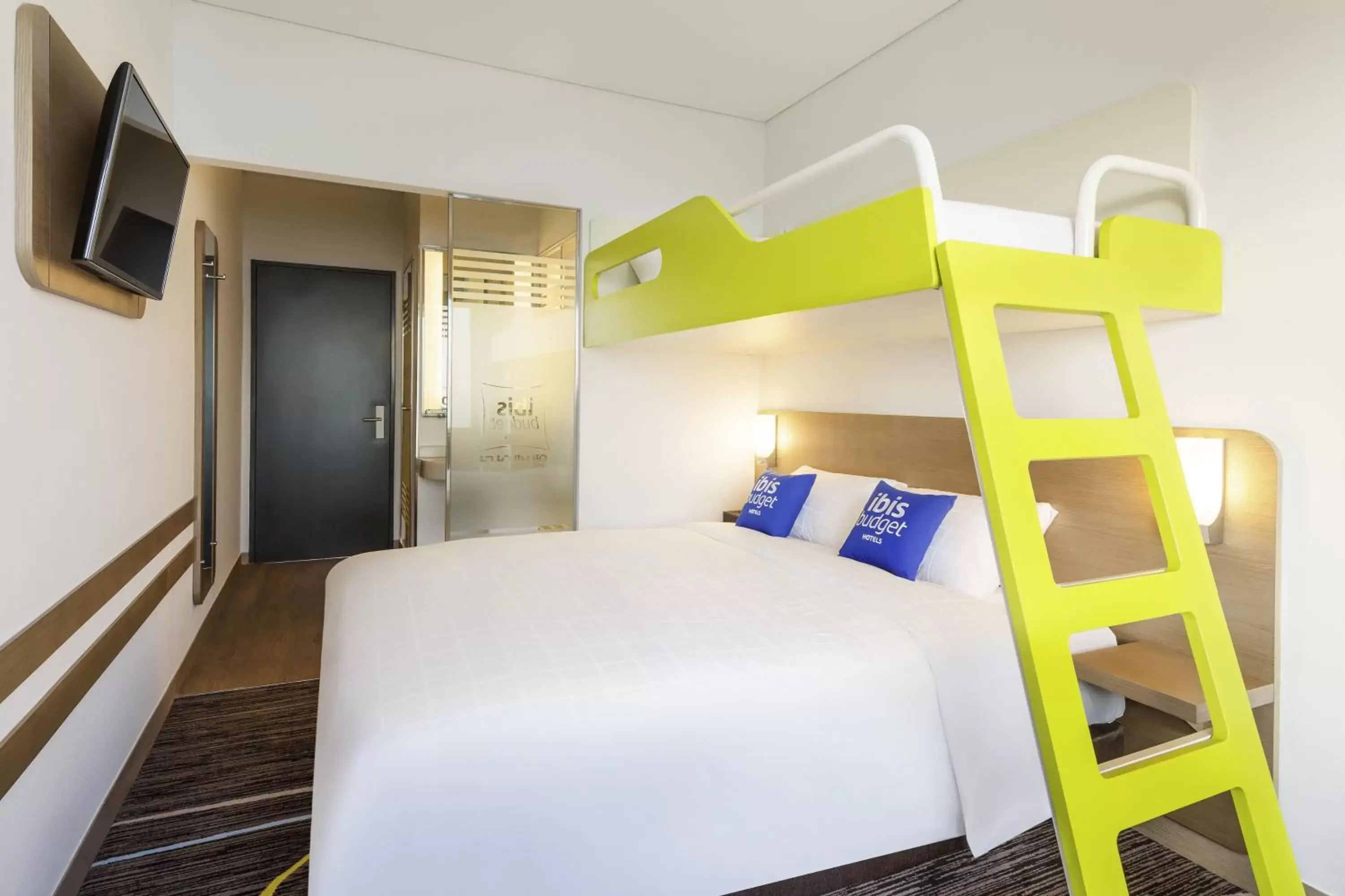 Bed, Bunk Bed in ibis budget Ambassador Busan Haeundae