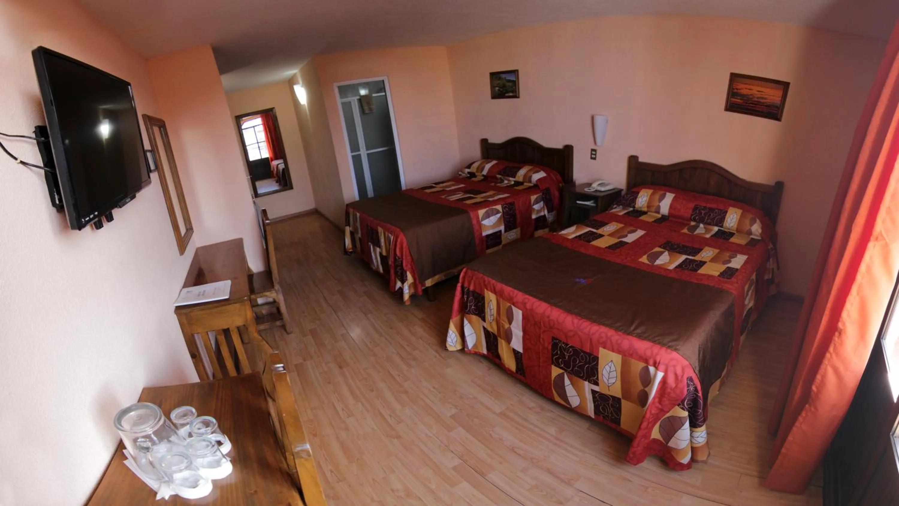 Photo of the whole room, Bed in Hotel San Angel