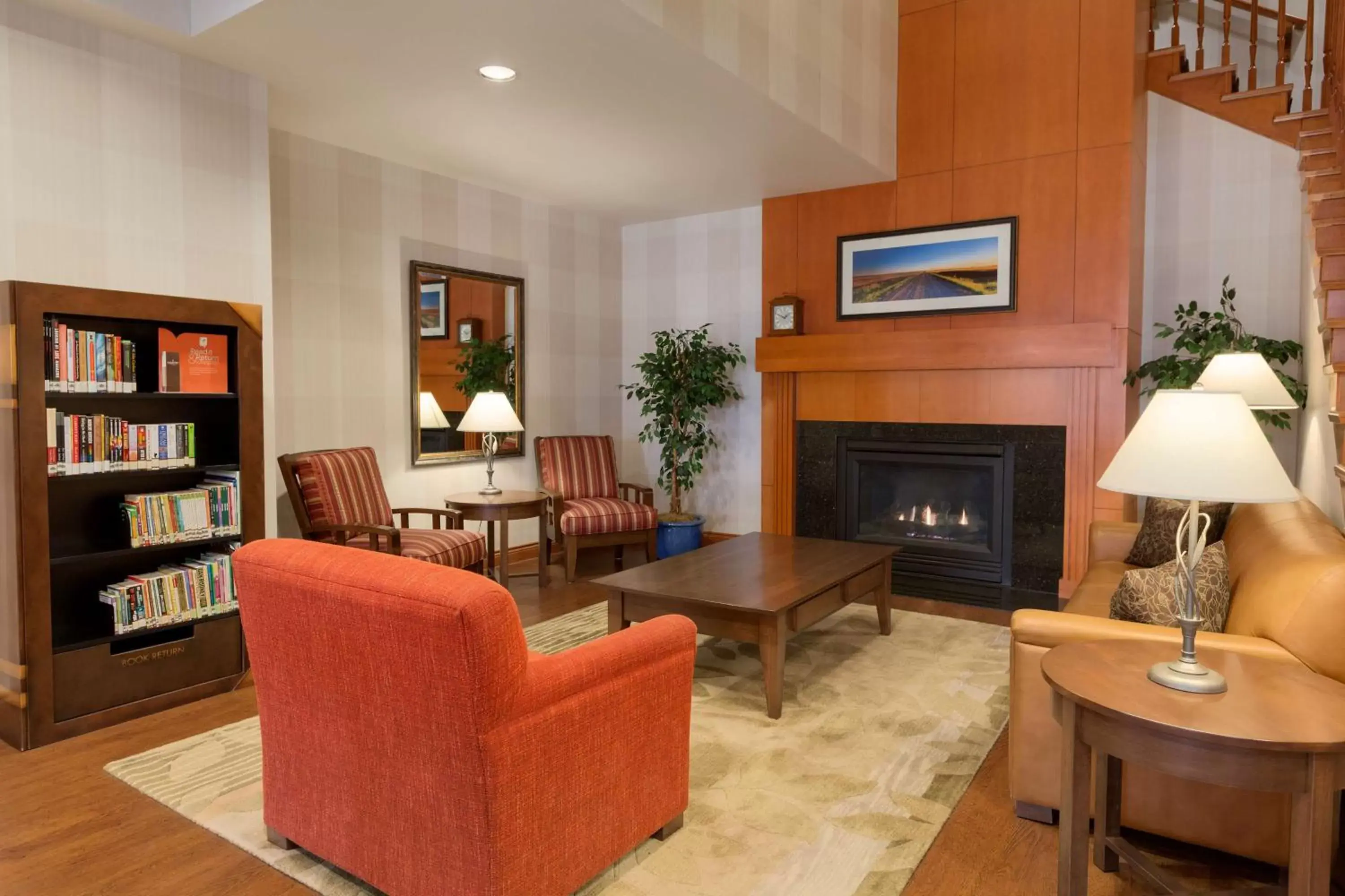 Lobby or reception, Seating Area in Country Inn & Suites by Radisson, Calgary-Northeast