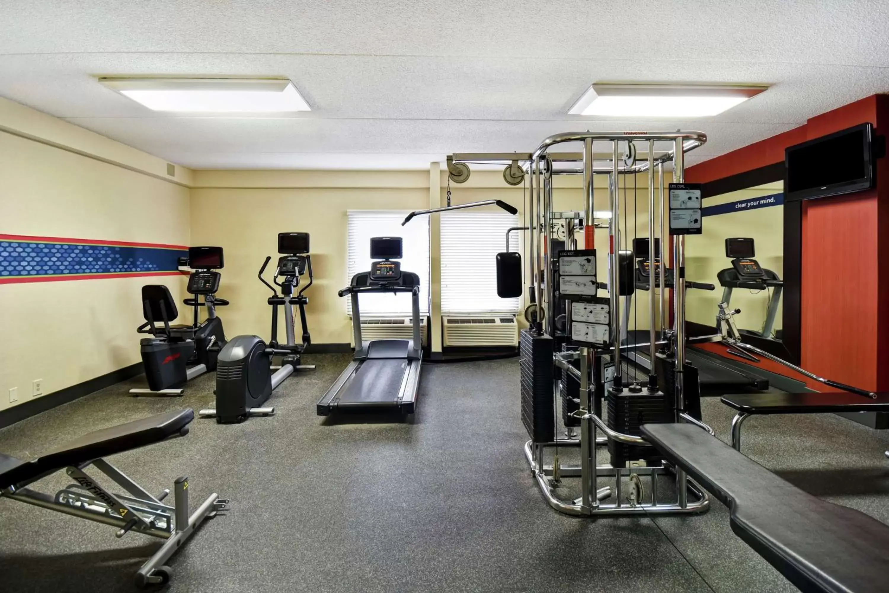 Fitness centre/facilities, Fitness Center/Facilities in Hampton Inn St. Louis - Westport