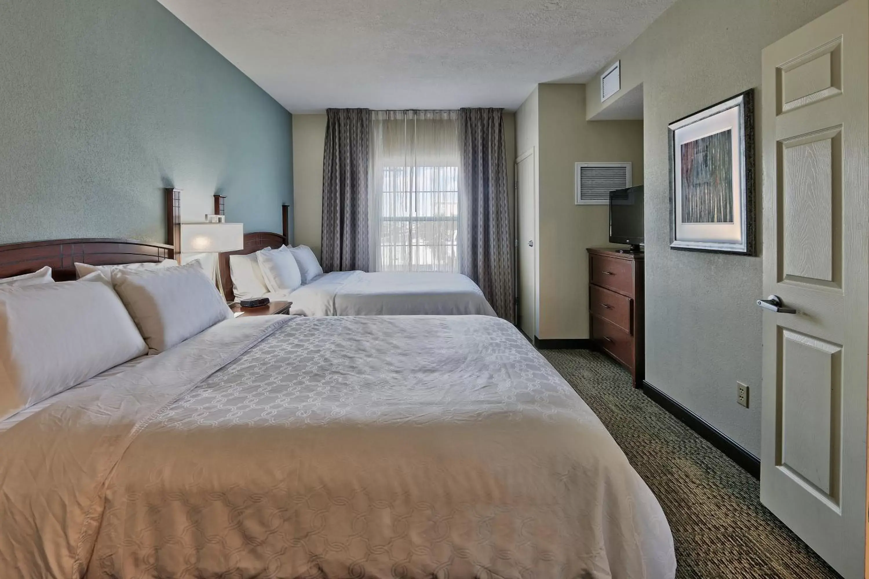 Photo of the whole room, Bed in Staybridge Suites Albuquerque North, an IHG Hotel