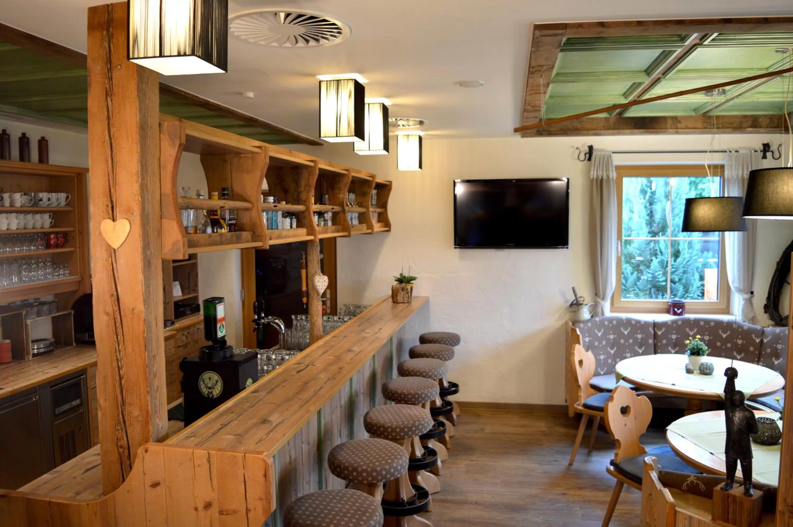 Lounge or bar in Hotel zum Urviech -Erwachsenenhotel-