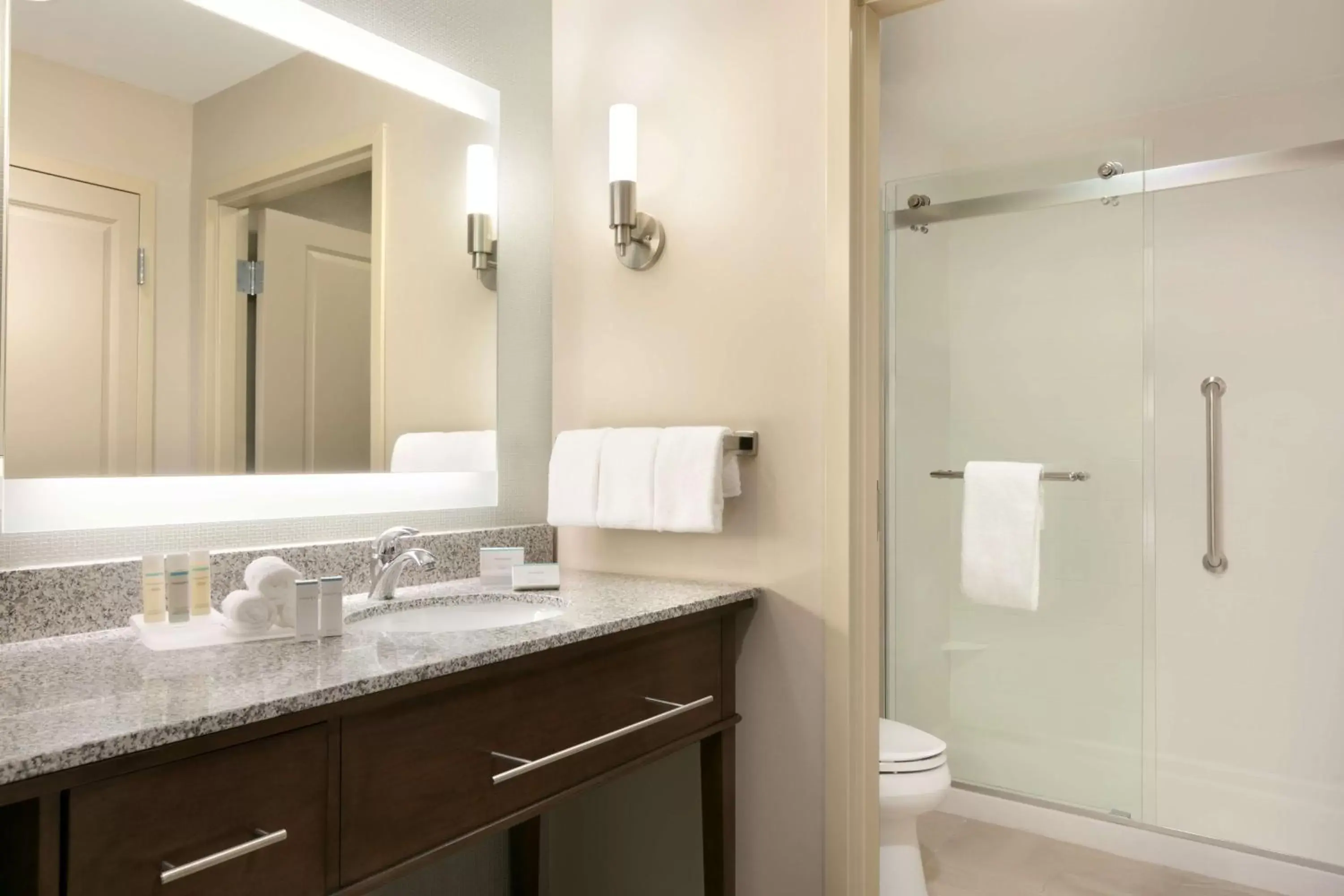 Photo of the whole room, Bathroom in Homewood Suites By Hilton Hartford Manchester