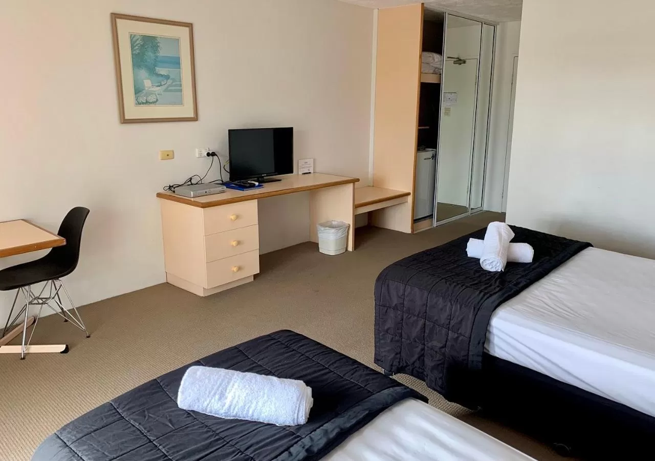 Bed in Outrigger Burleigh